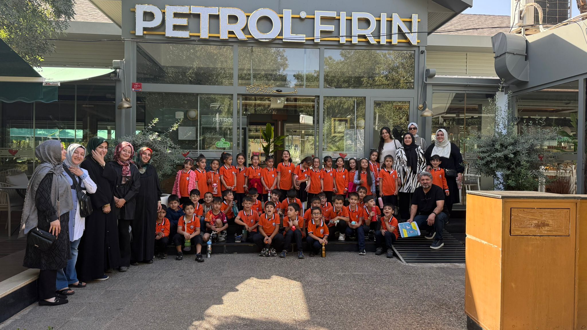 Atatürk ilkokulunda renkli buluşma