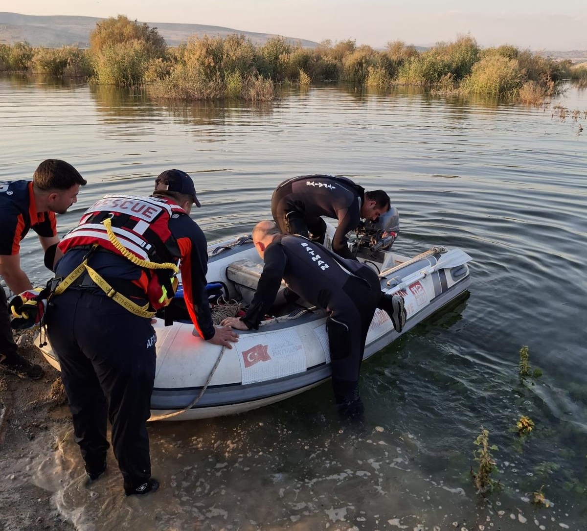 Batman çayında mahsur kaldılar