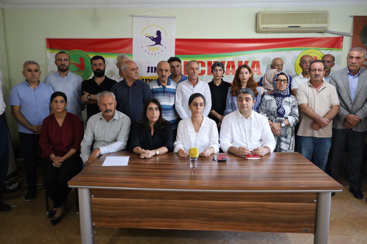 Demokrasi mitingi Pazar günü