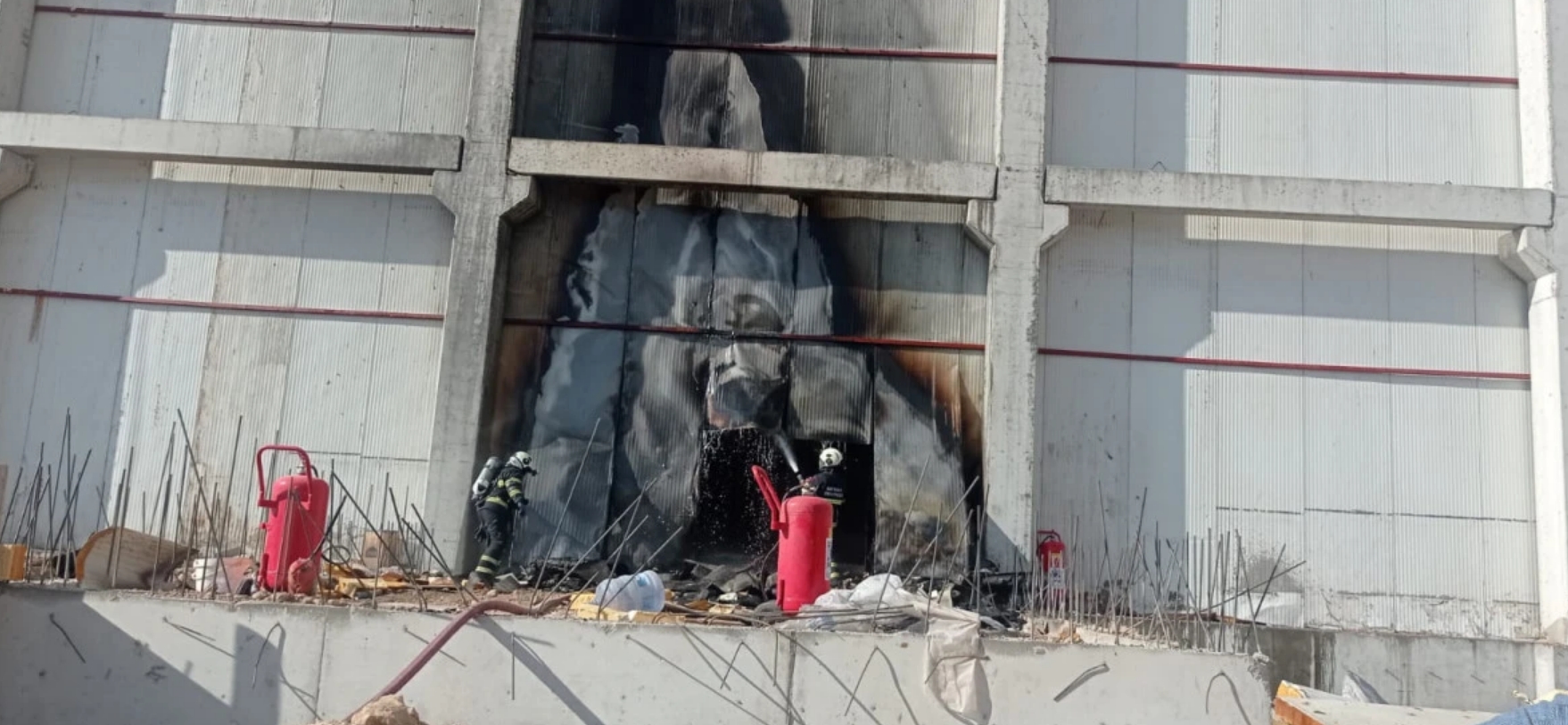 Dondurma fabrikasında yangın