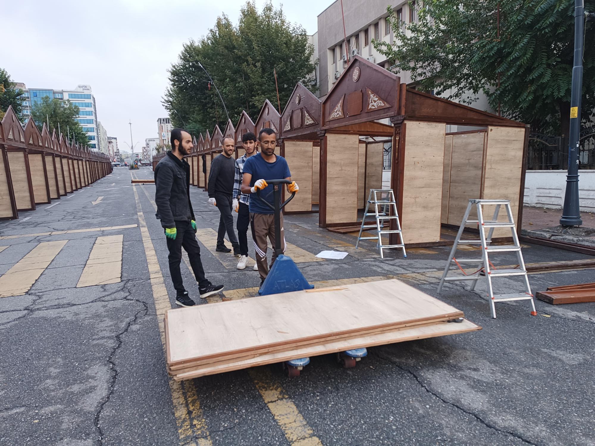 FUAR MARATONU BAŞLIYOR