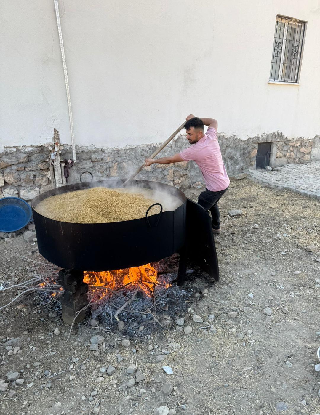 Gercüş’te danuk kazanları kaynıyor