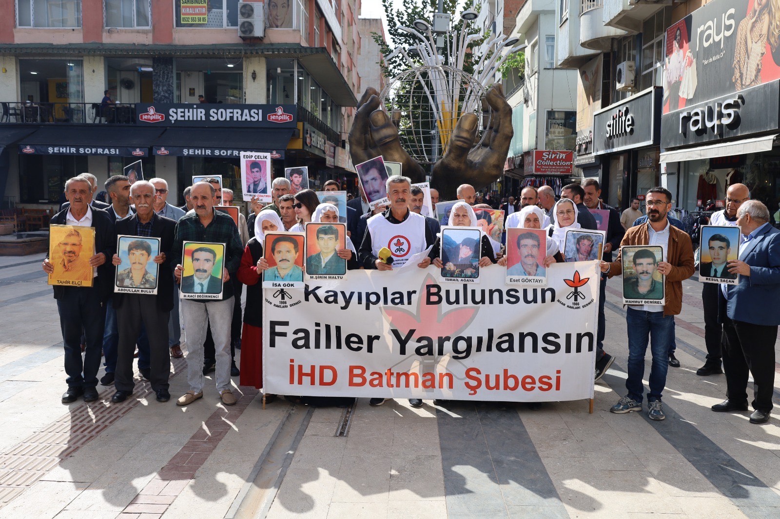 Gülmez’in akıbetini sordular