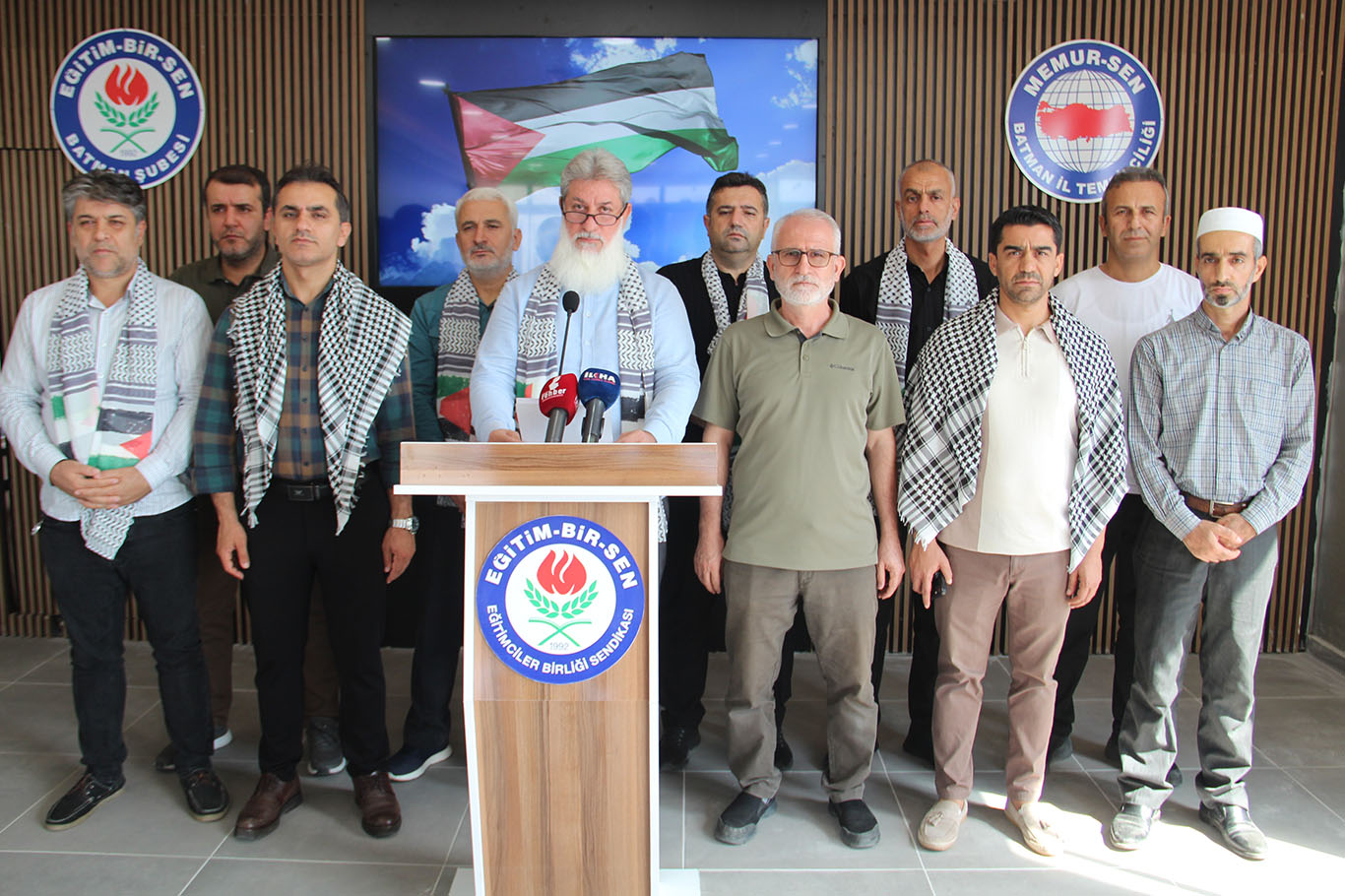 “HAMAS onurlu bir zafer elde etti”