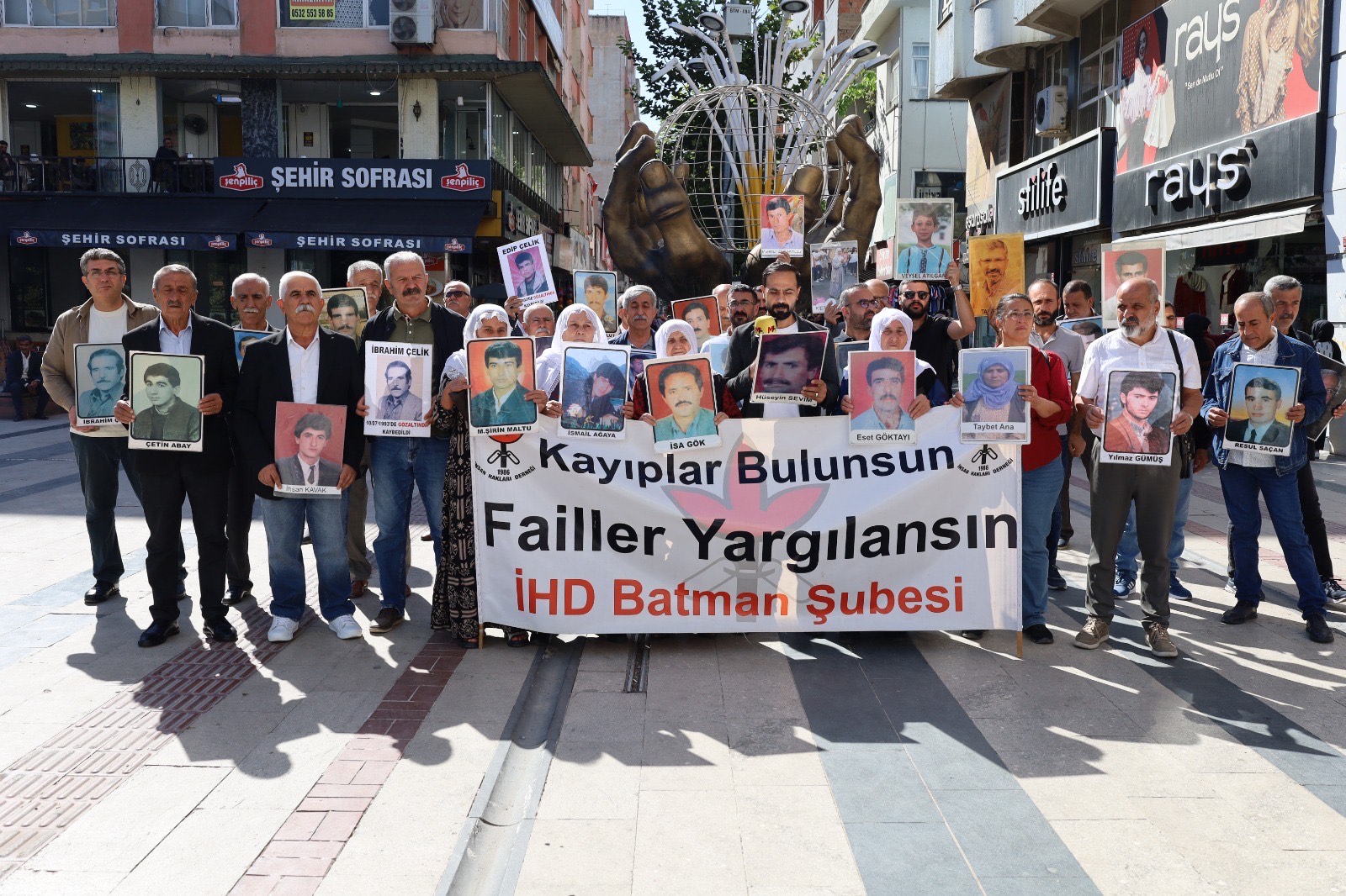 “Hakikat arayışımız asla bitmeyecek”