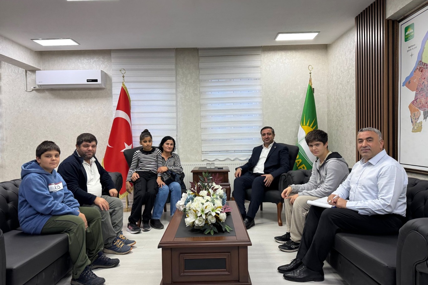 “Halkımız en önemli rehberimizdir”