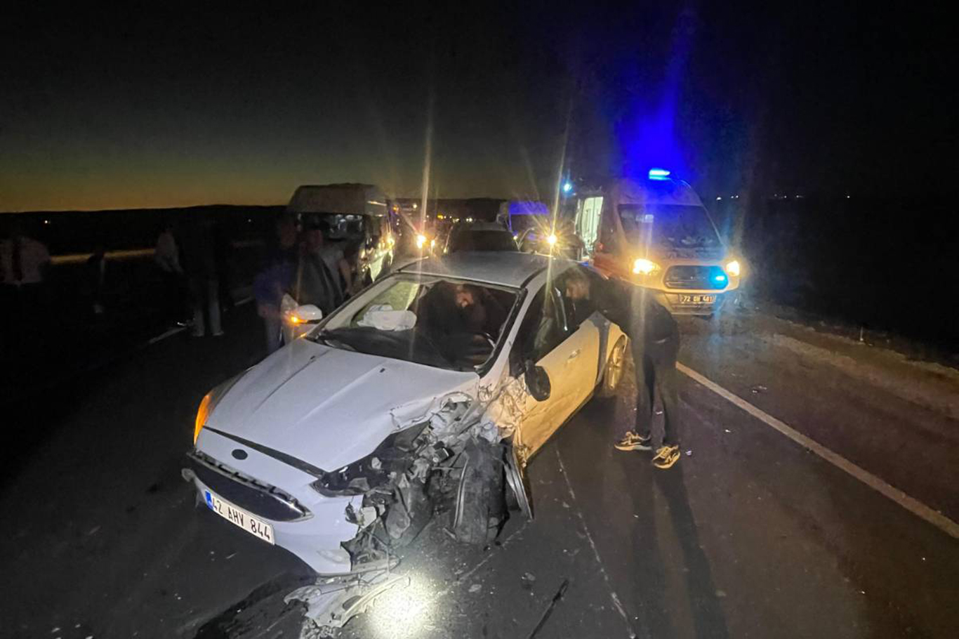 Kafa kafaya çarpıştılar