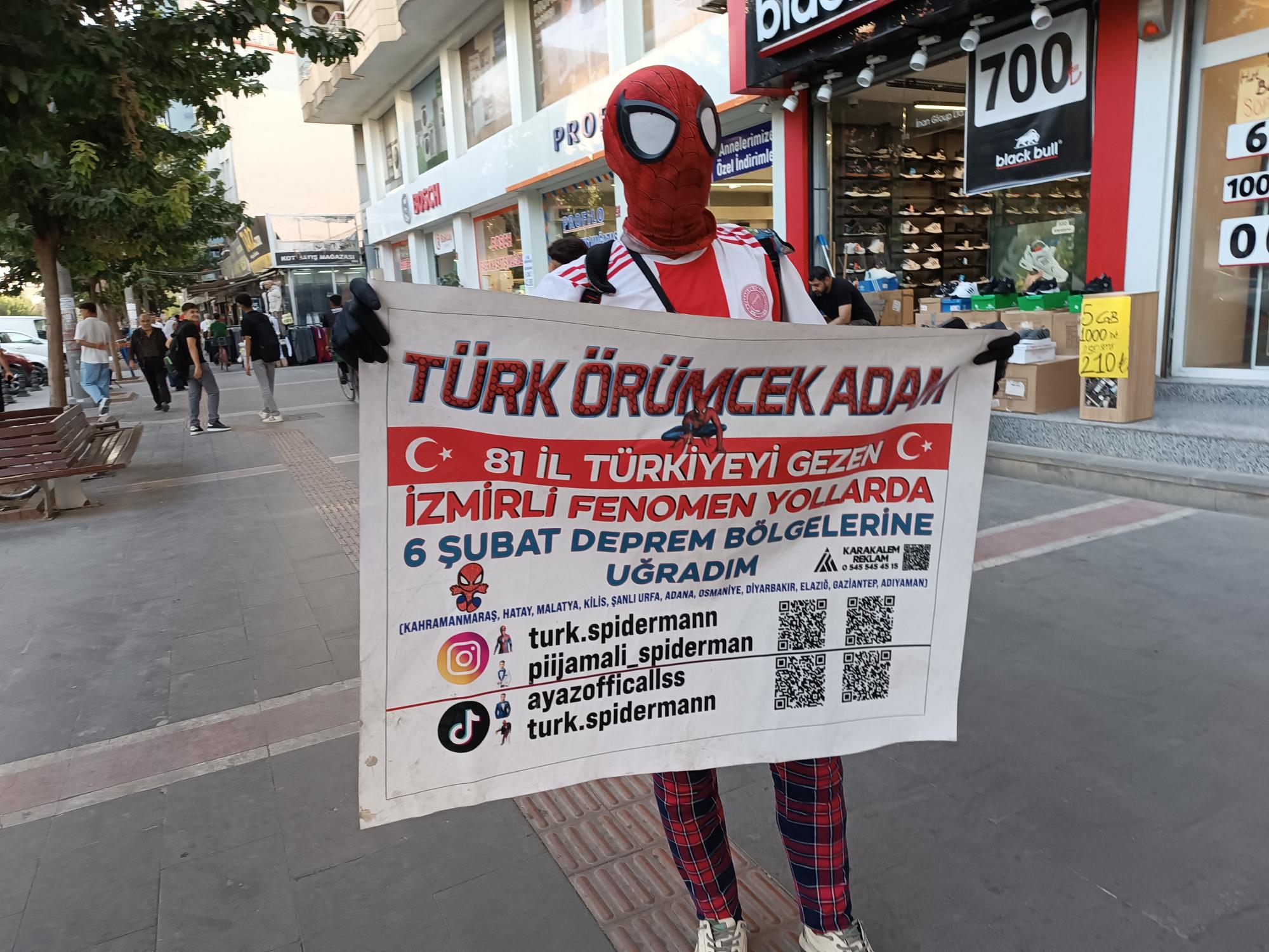 Örümcek Adam Batman’da!
