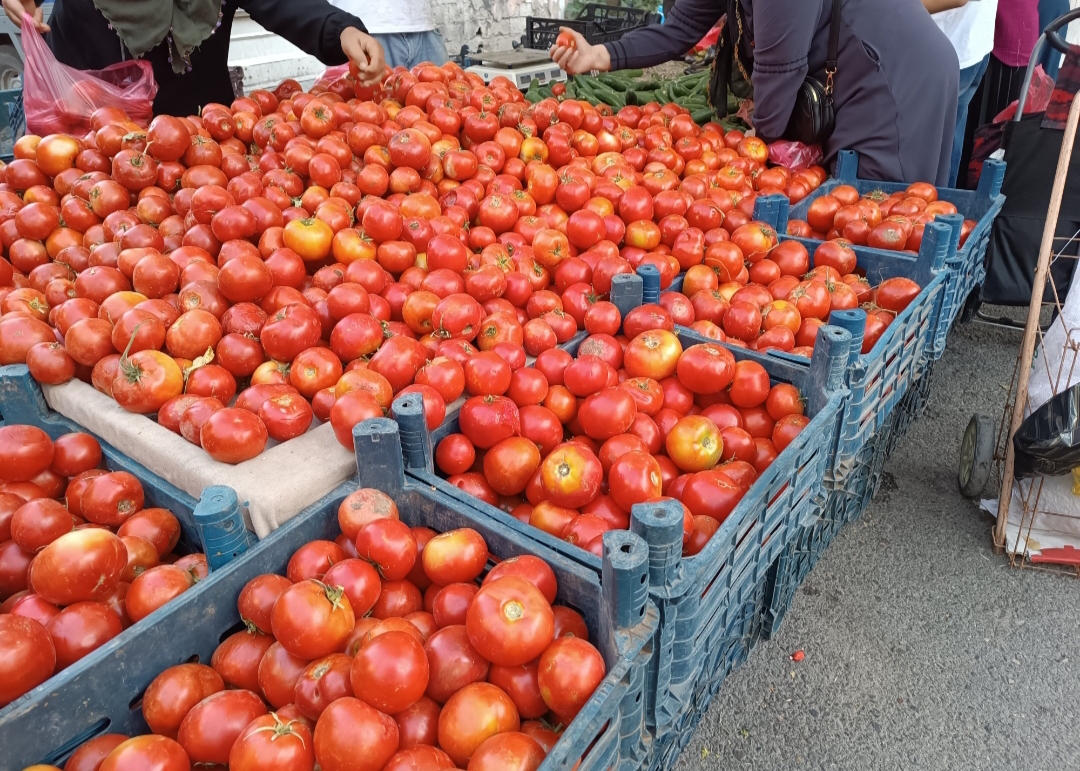 Pazar ucuz, market ateş pahası