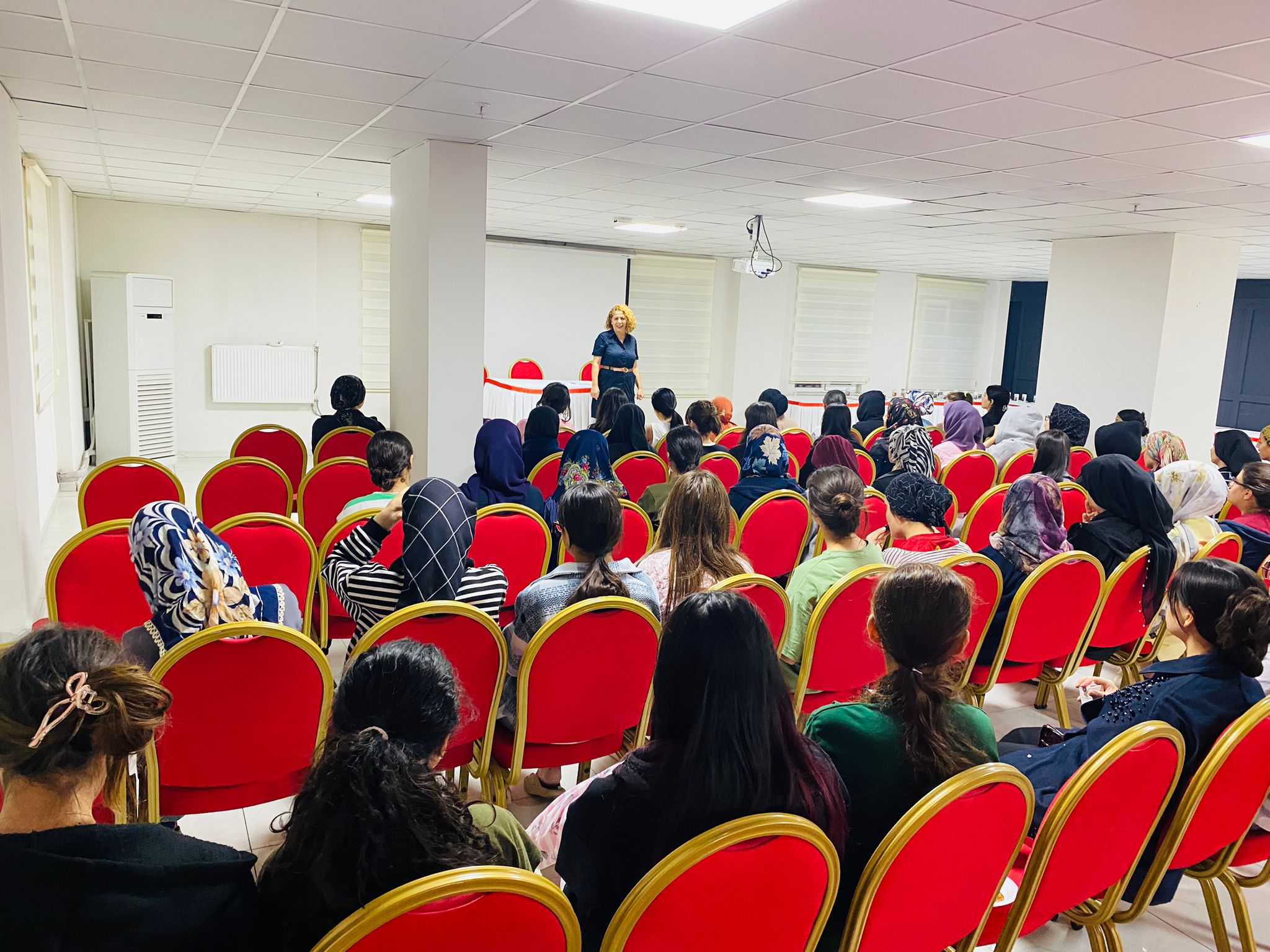 Süveybe kız yurdunda uyum programı