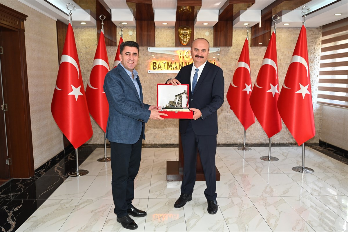 Tunceli Valisi Aygöl, Batman’daydı