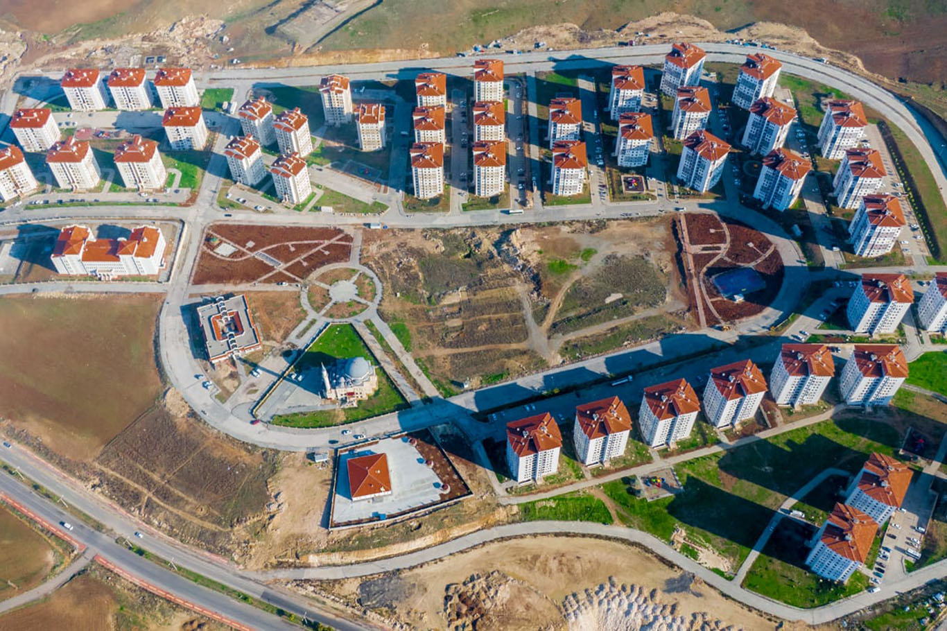 “Uydukent Projesi yeniden başlatılmalı”