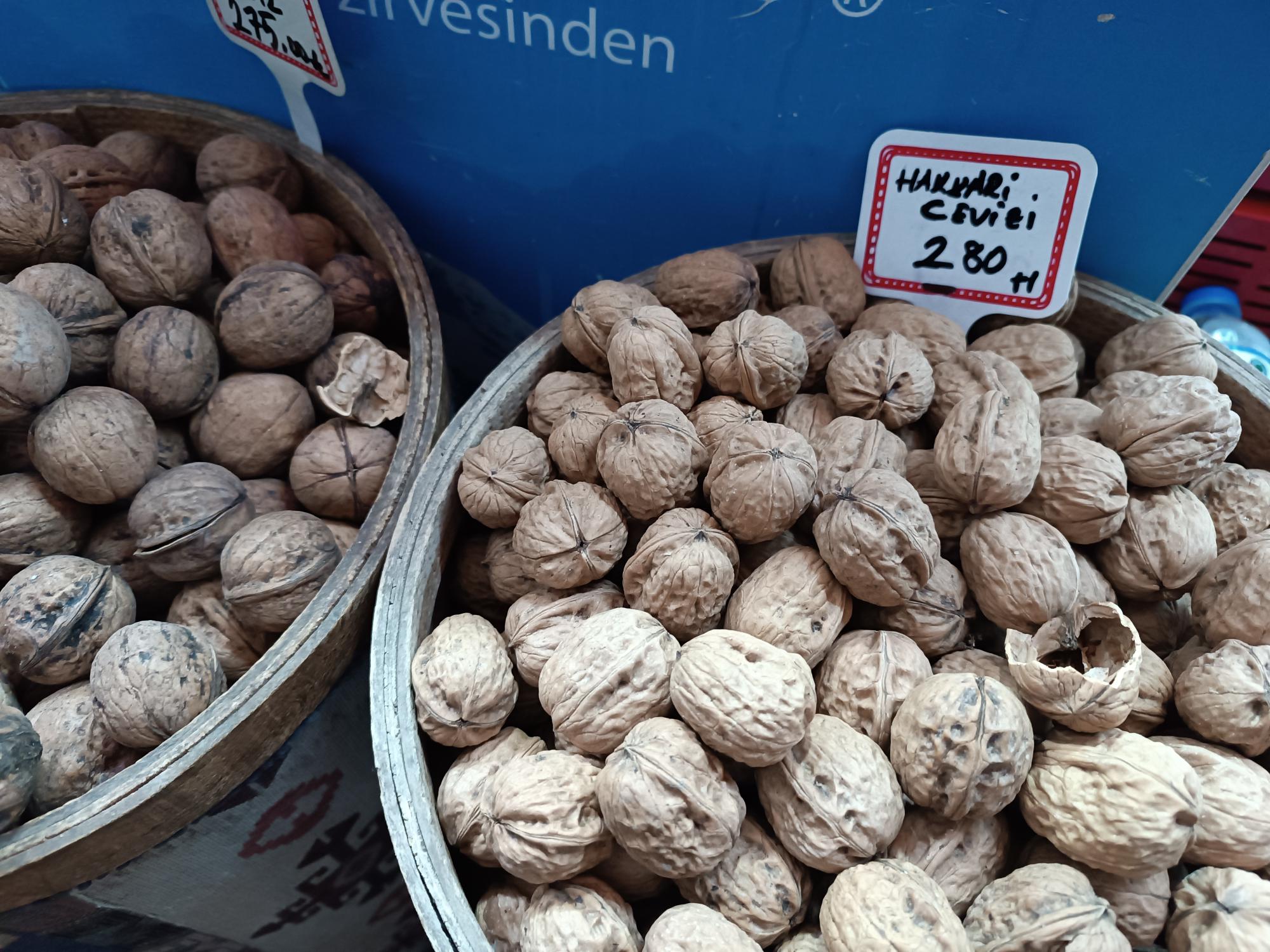 Yerli cevizler piyasada yerini aldı