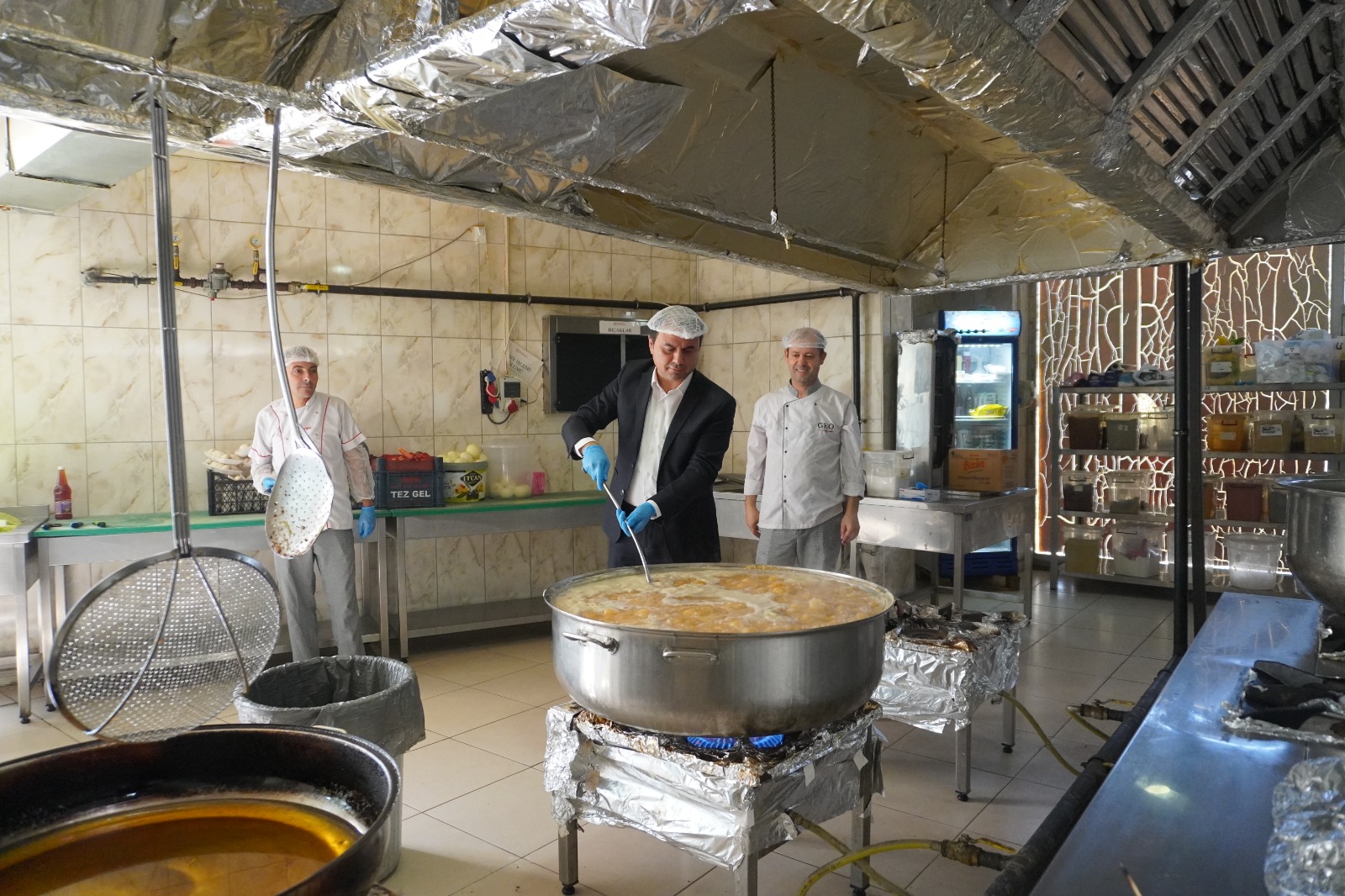 Yurt yemekhaneleri her gün denetleniyor