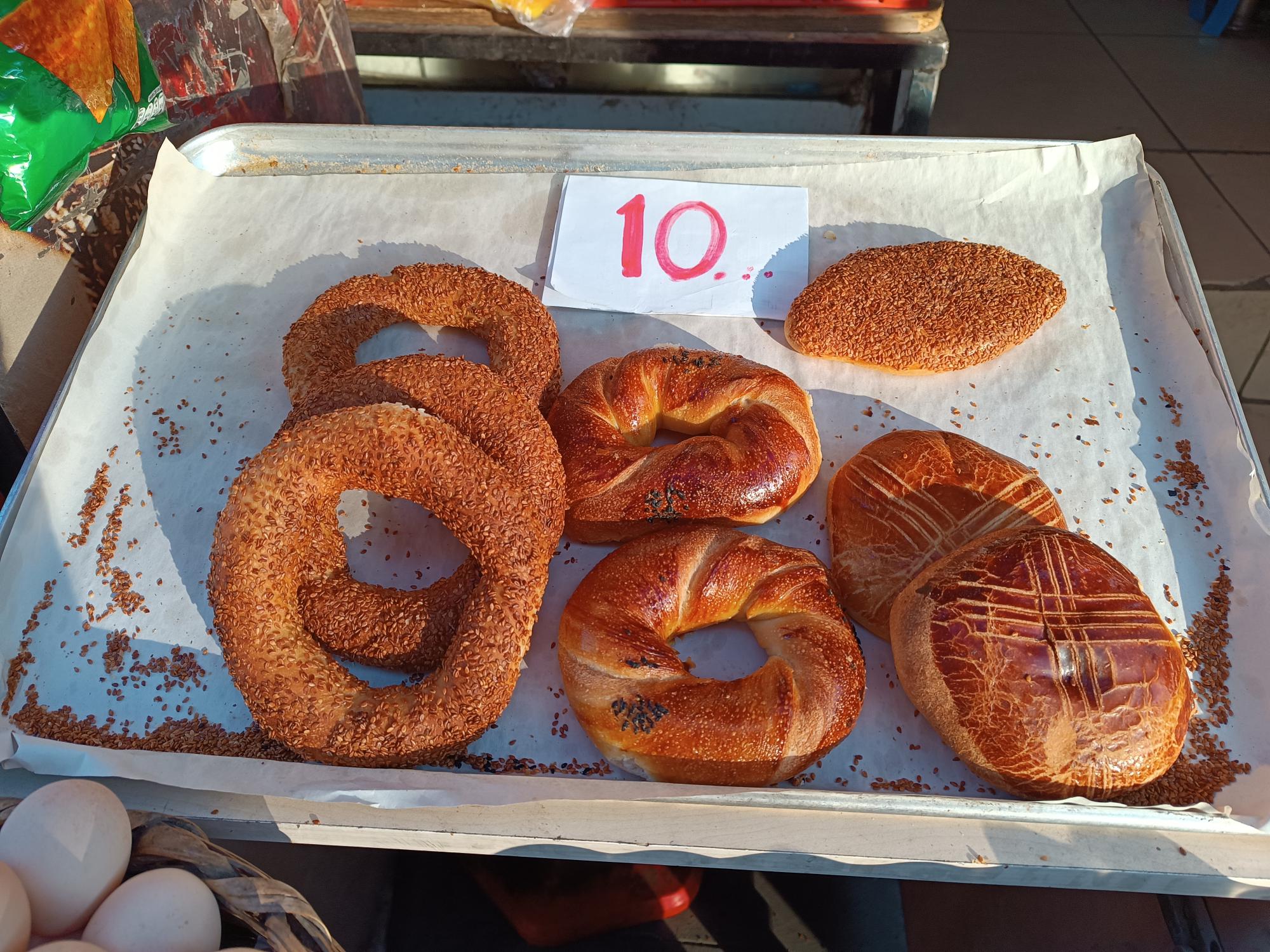 10 liralık simitlere ilgi