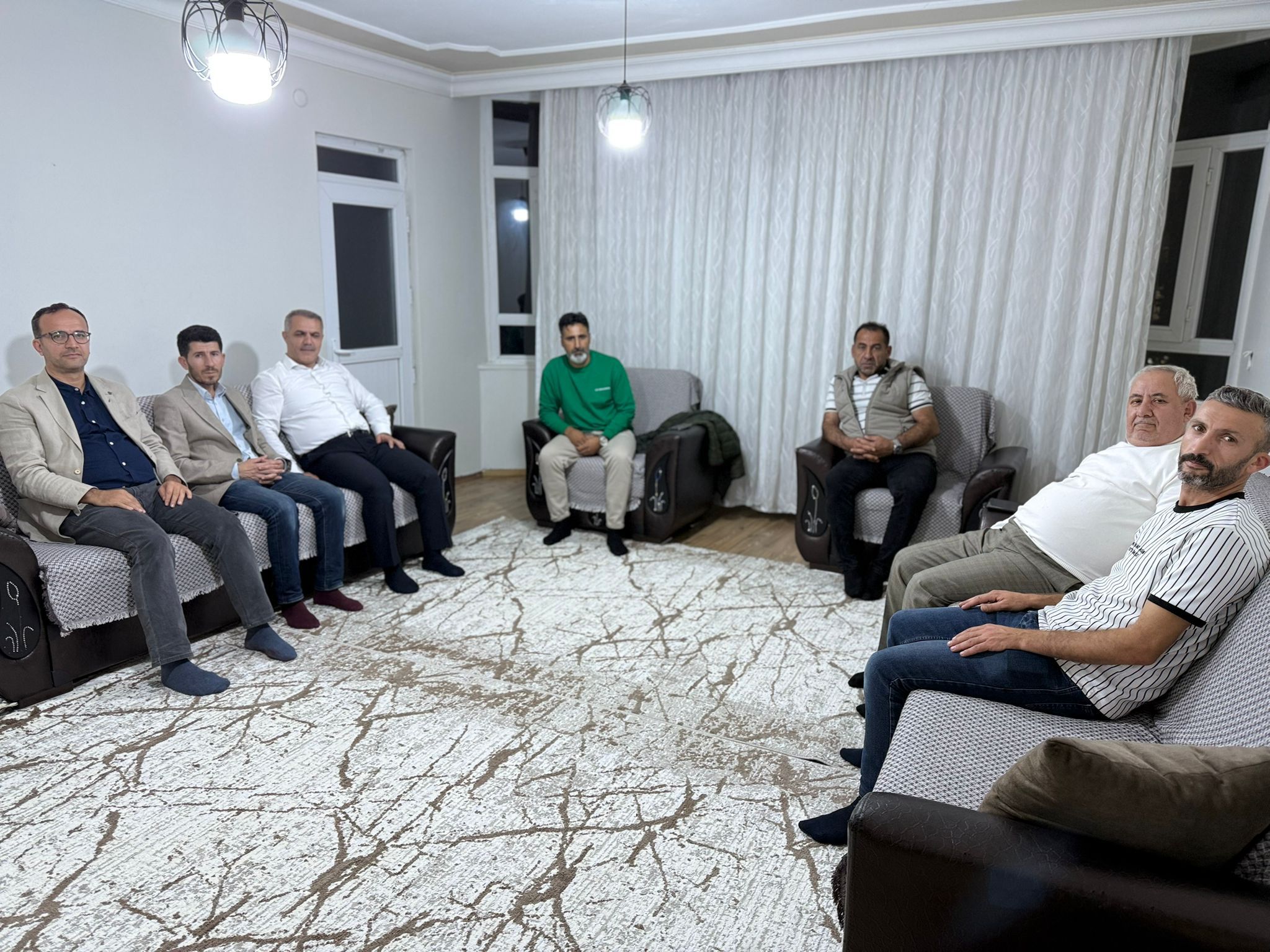 AK Parti’den gönül buluşmaları