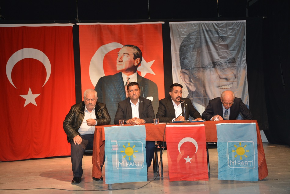 Çelik, Bitlis kongresine başkanlık etti