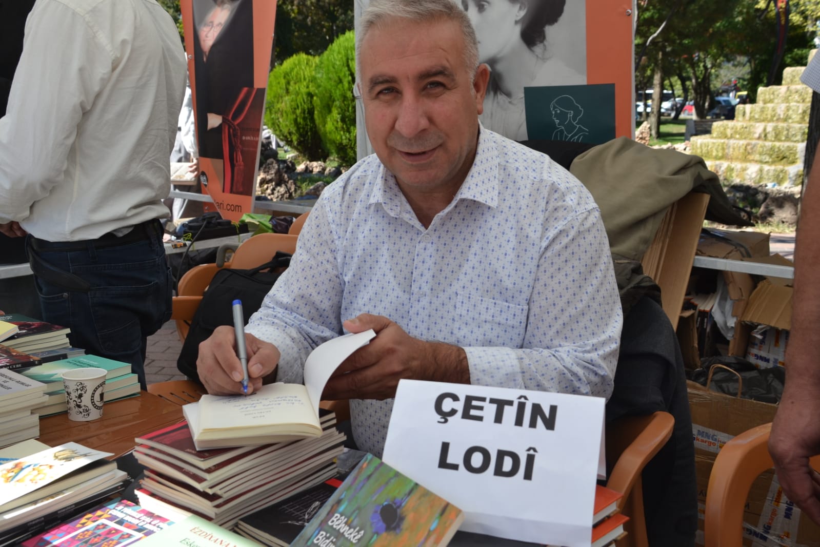 Çetîn Lodî’den dört yeni kitap