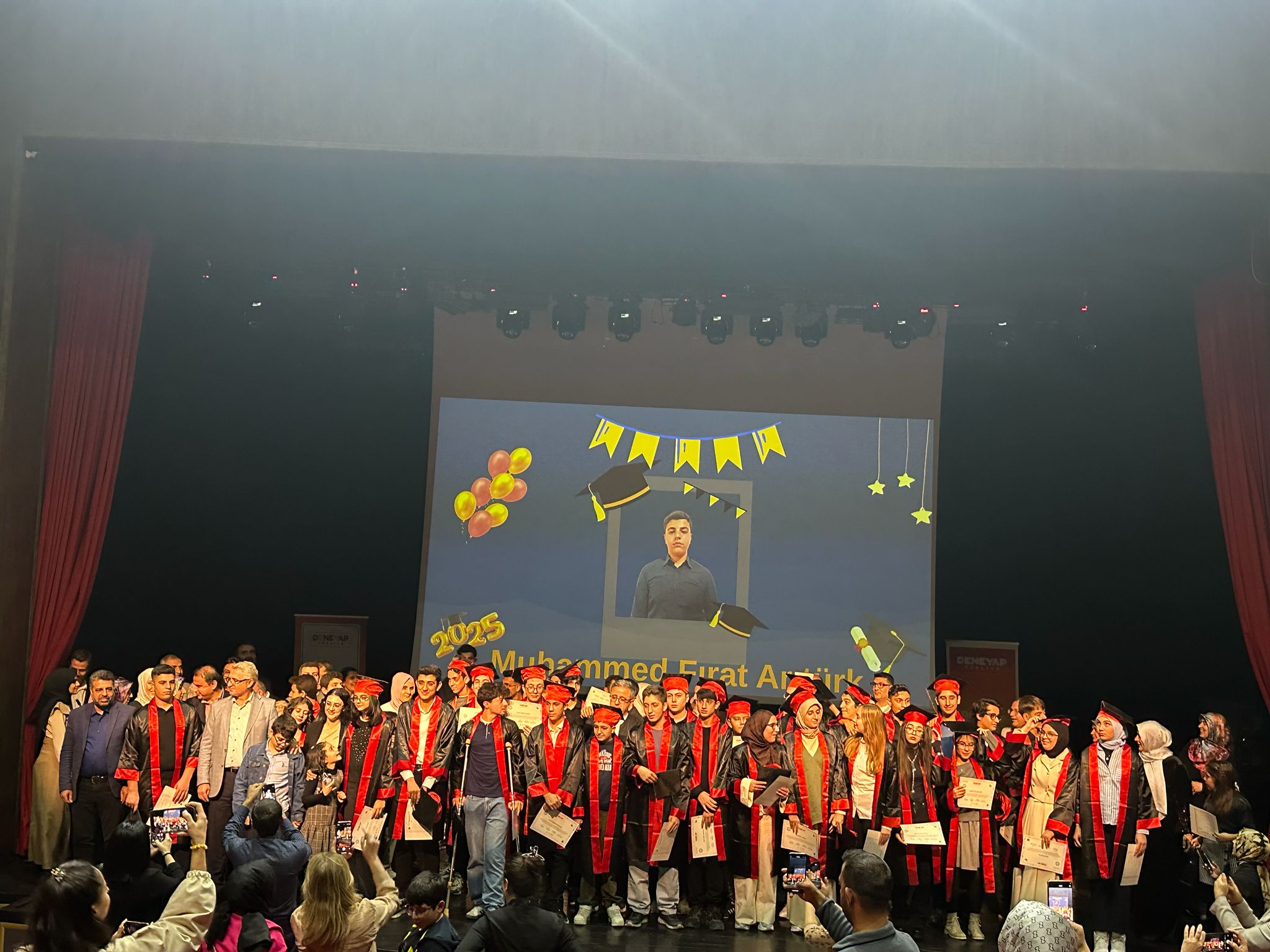 Deneyap’ta mezuniyet heyecanı