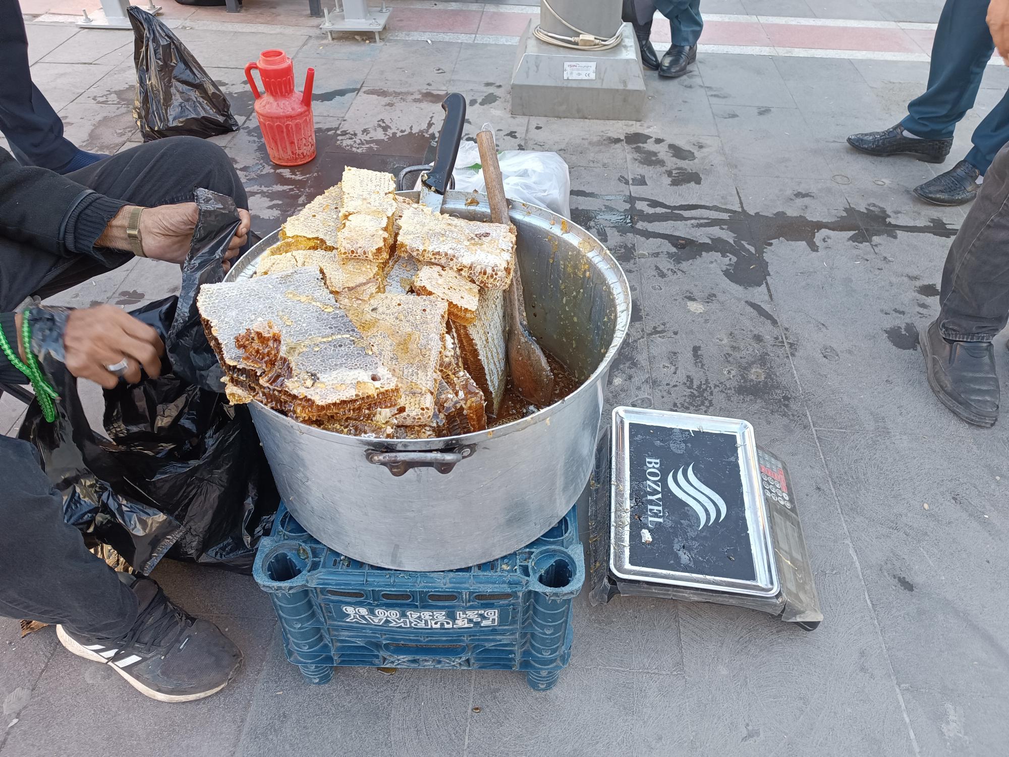 Doğal bal ilgi görüyor