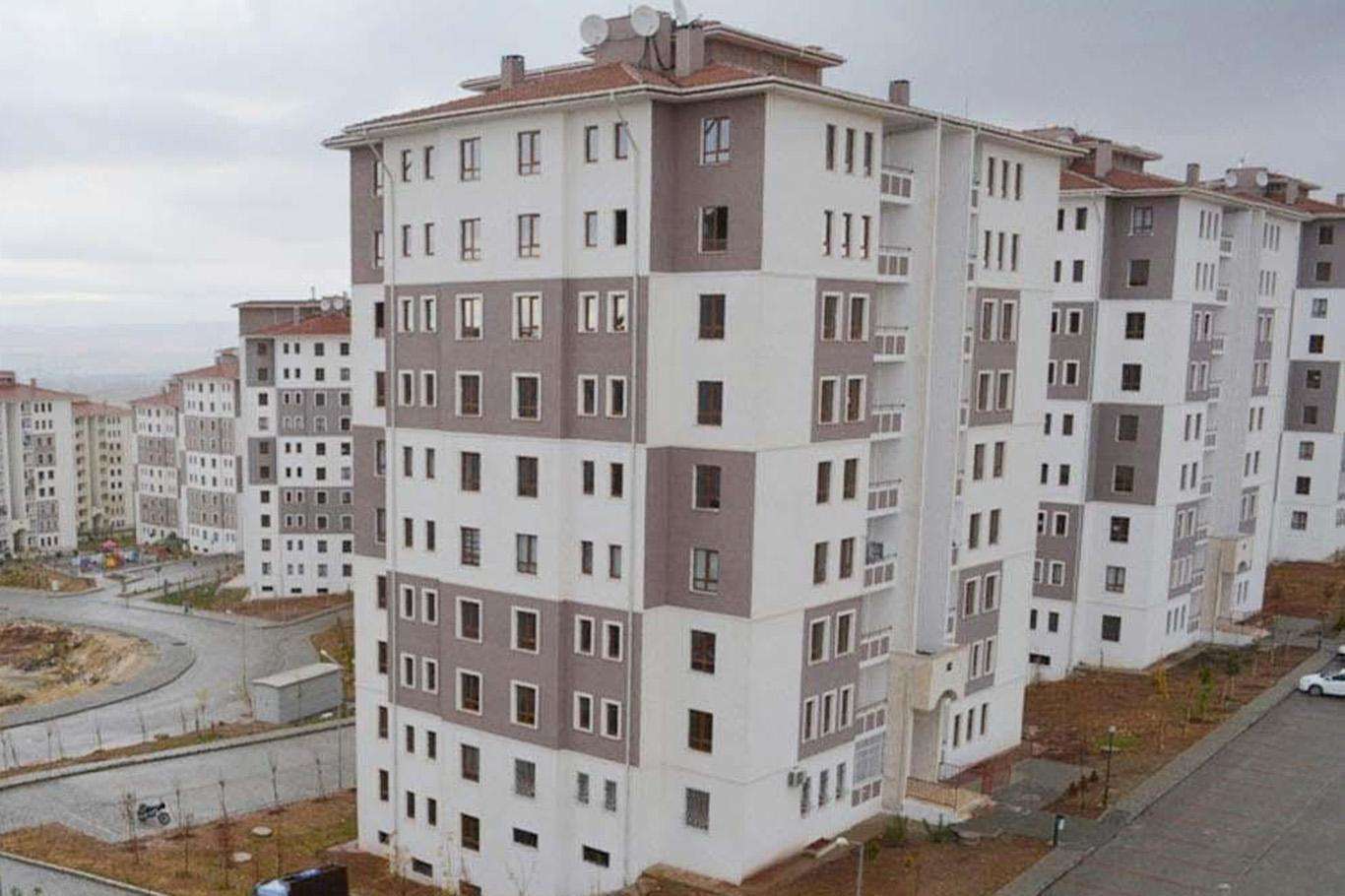 “Esnafa kademeli konut kazandıracağız”