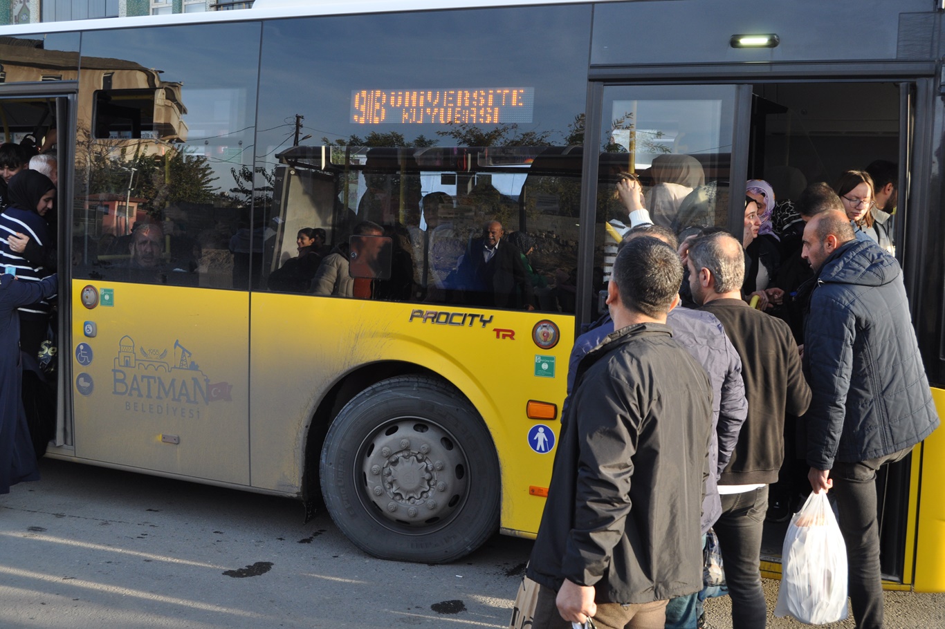 “Halk otobüs sayımızı artırıyoruz”
