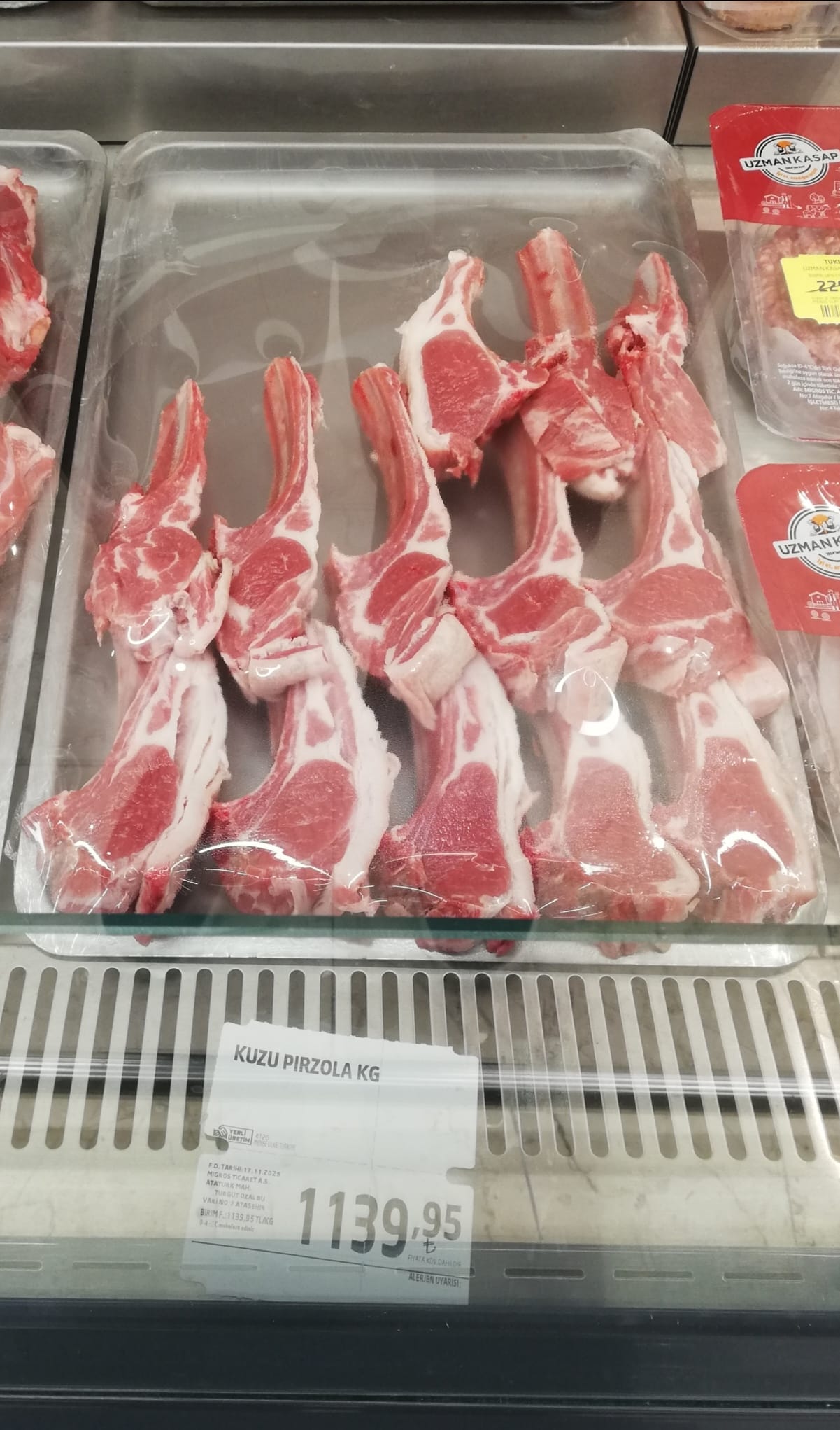 Kuzu pirzola bin 140 lirayı aştı