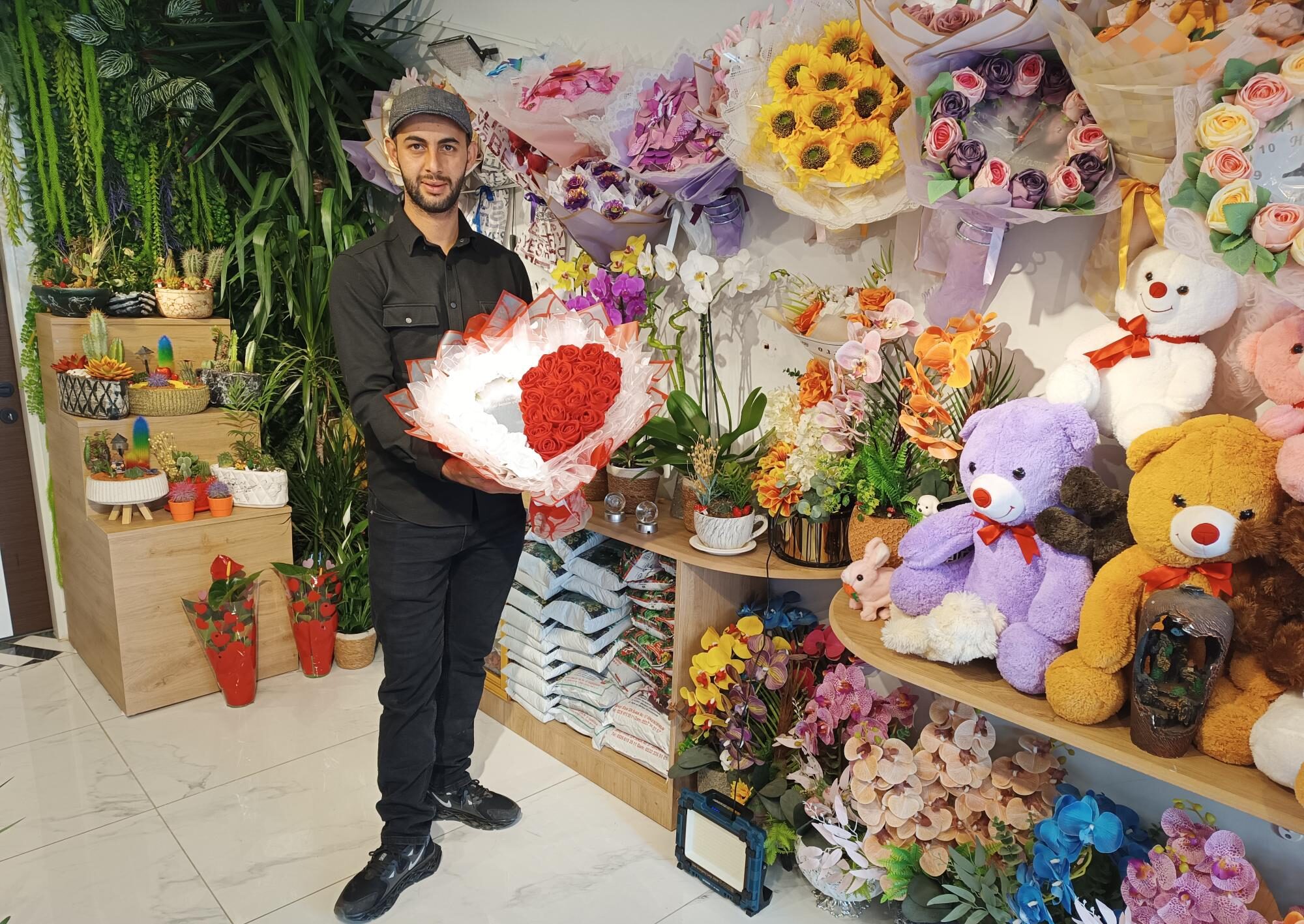 Lavinia Flowers özel ürünleriyle fark yaratıyor