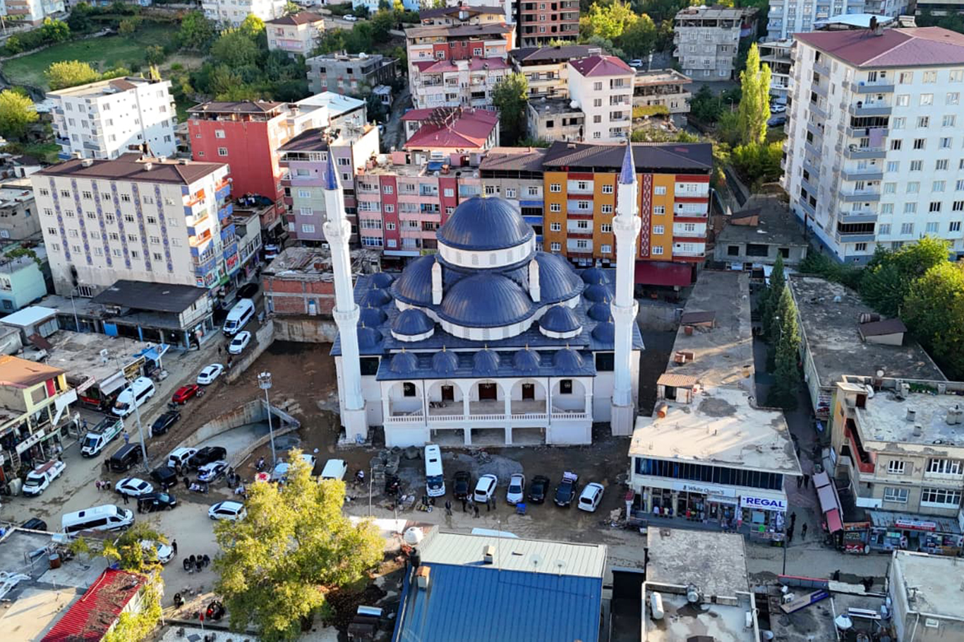 Merkez cami açılışa hazırlanıyor