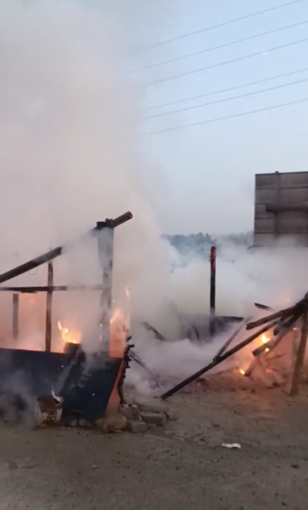 Meyve kulübesinde yangın