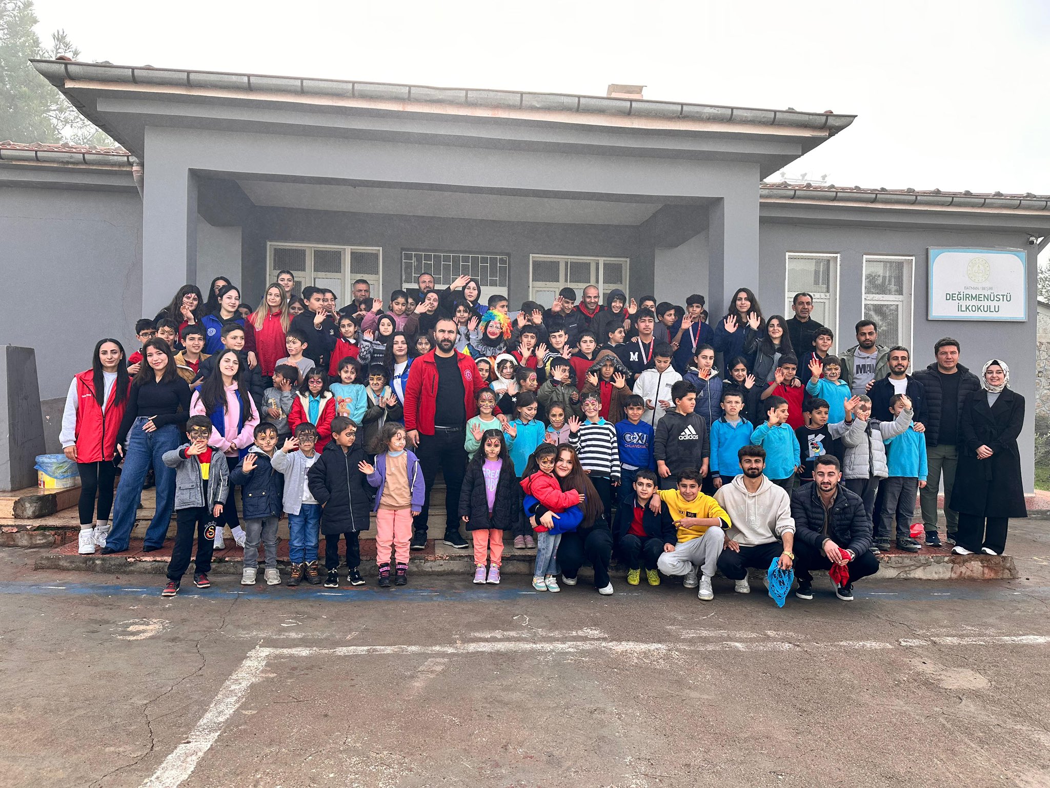 Minik öğrencilerle buluştular