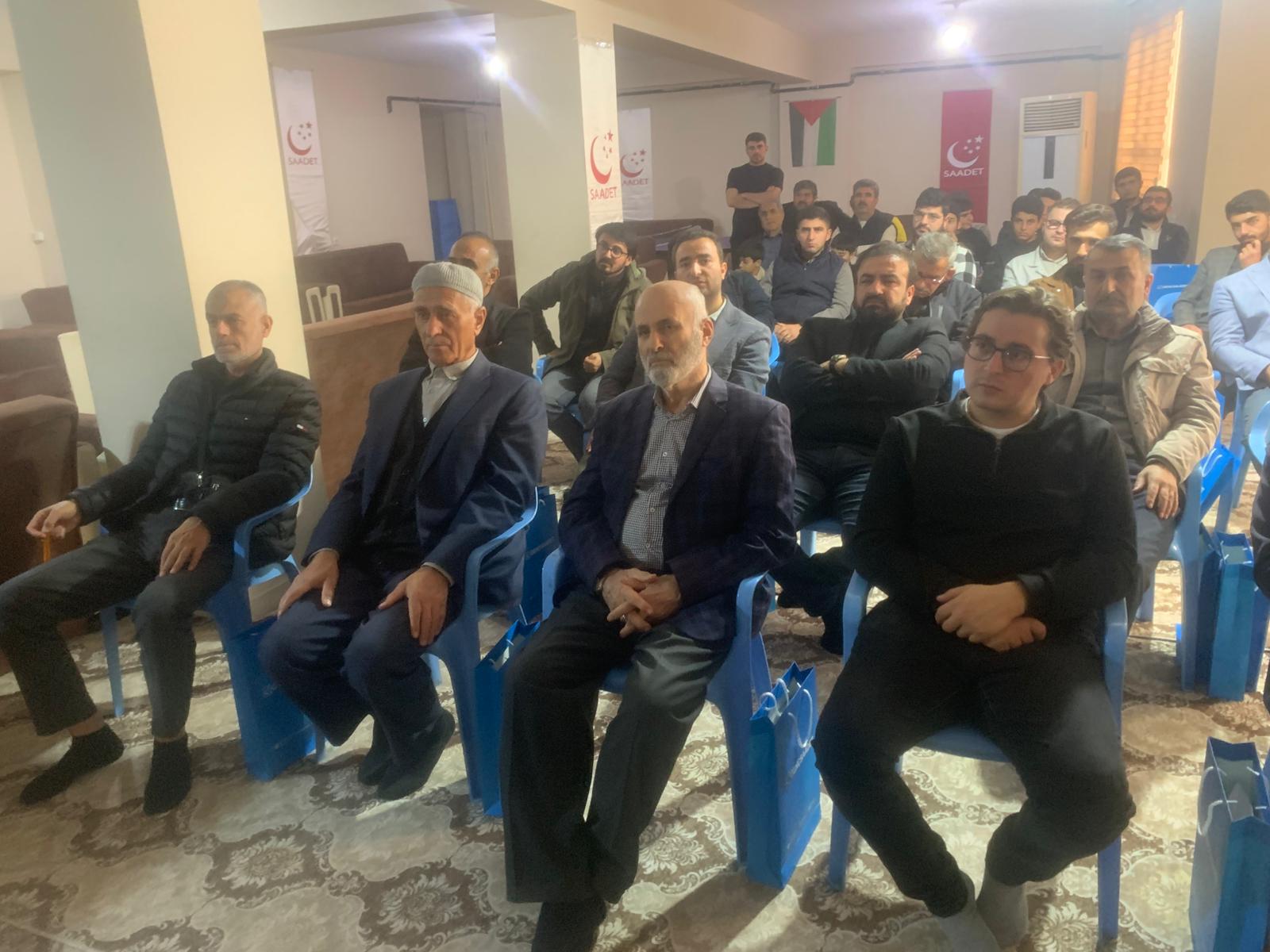 Saadet Partisi’nde gençlik eğitim atağı