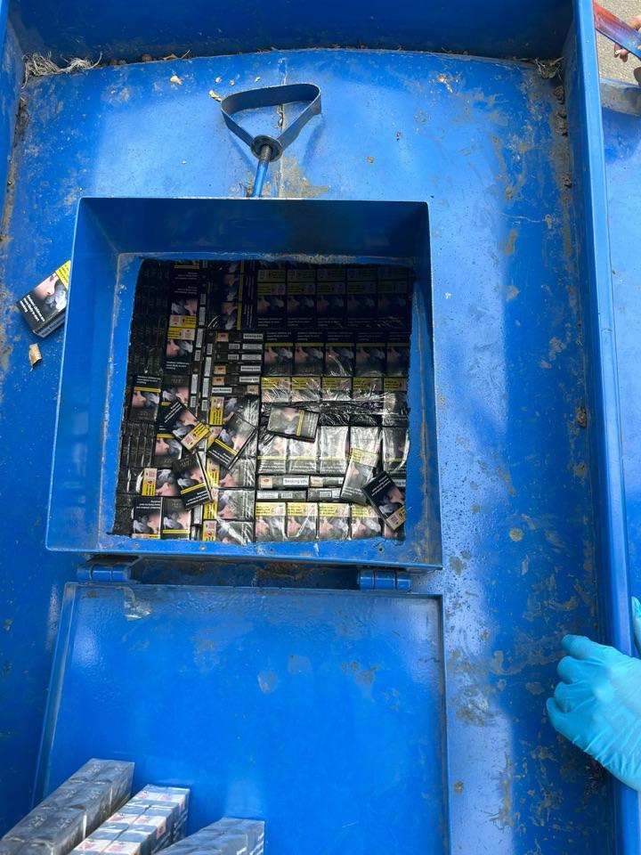 Tanker dolu kaçak sigara yakalandı