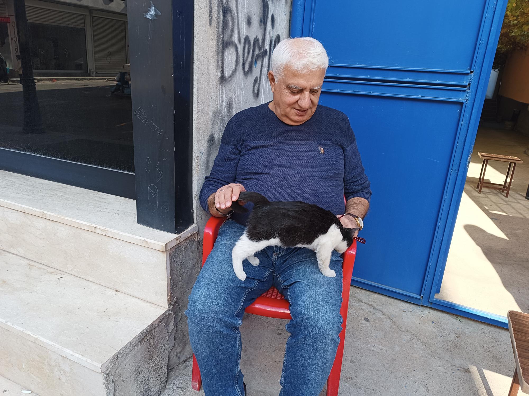 Timurtaş’ın örnek hayvanseverliği