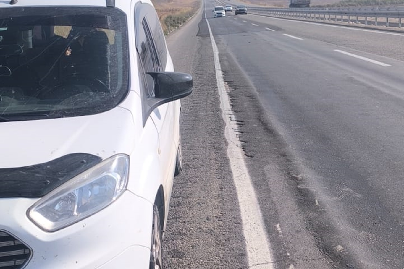 Tırtıklı asfalt sürücüleri mağdur ediyor