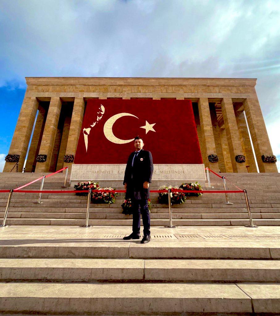 “Atatürk’ün fikirleri hala milletimize yol gösteriyor”