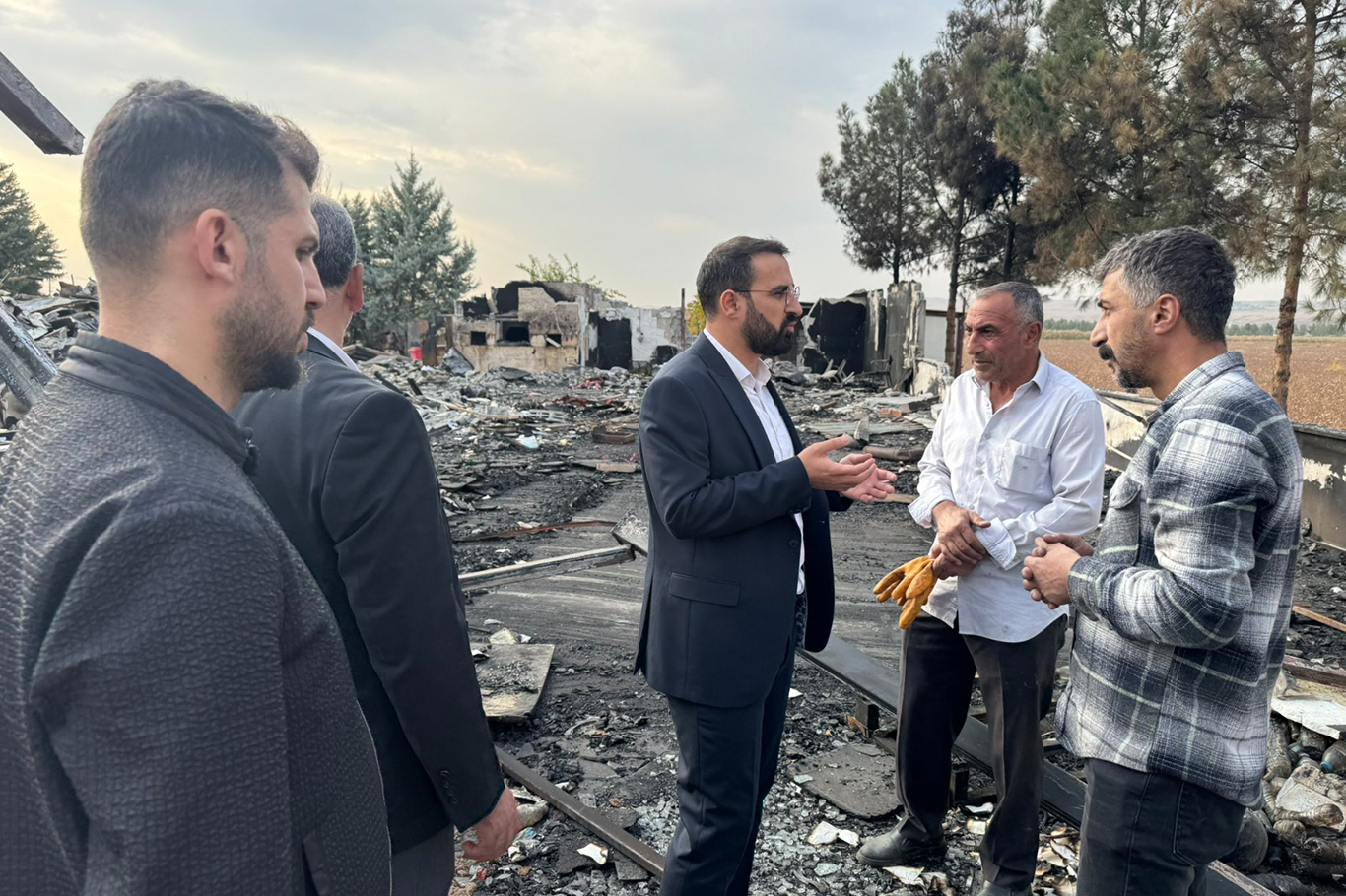 Yangın mağduru esnafa destek ziyareti