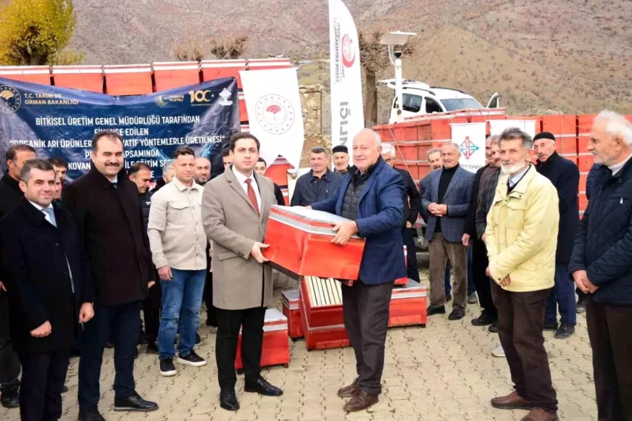 Arıcılara organik kovan desteği