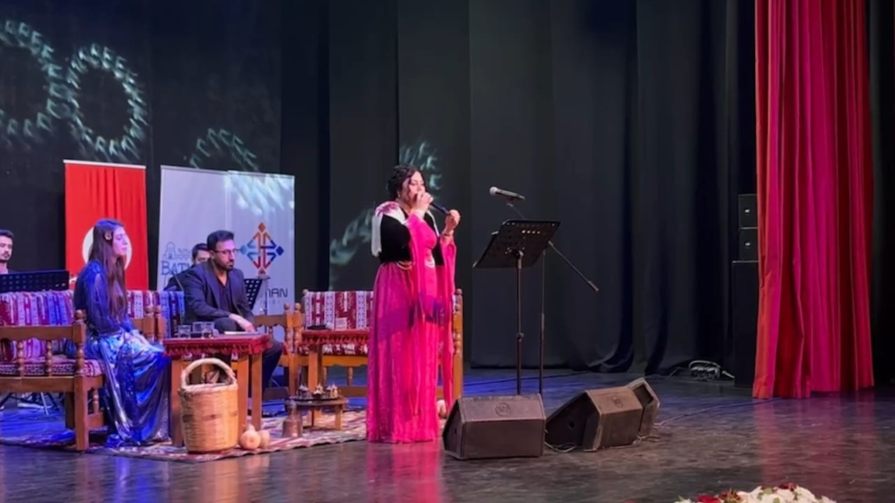 Belediye Dengbej geleneğini sürdürüyor