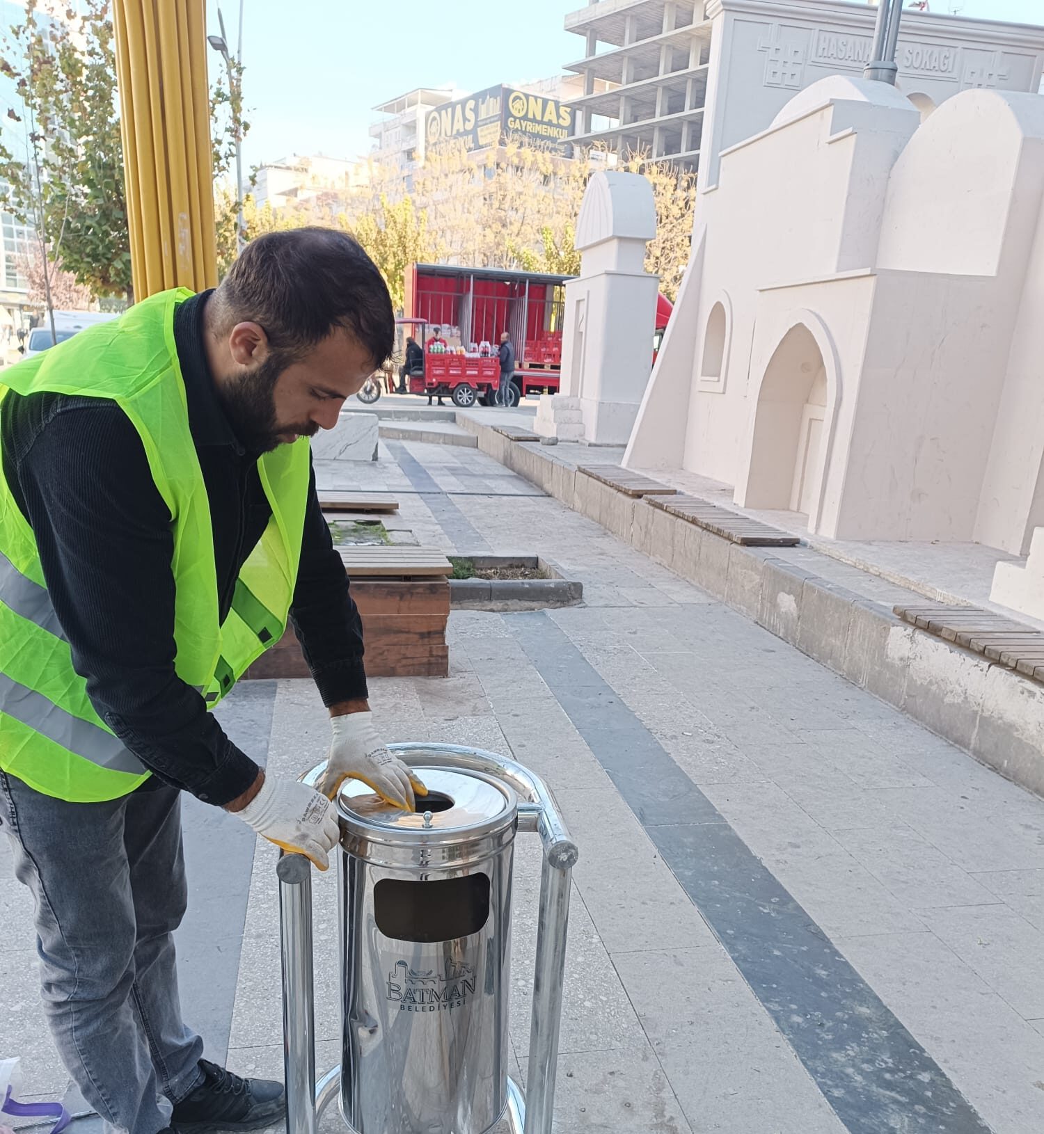 Çöp kutuları arttırıldı