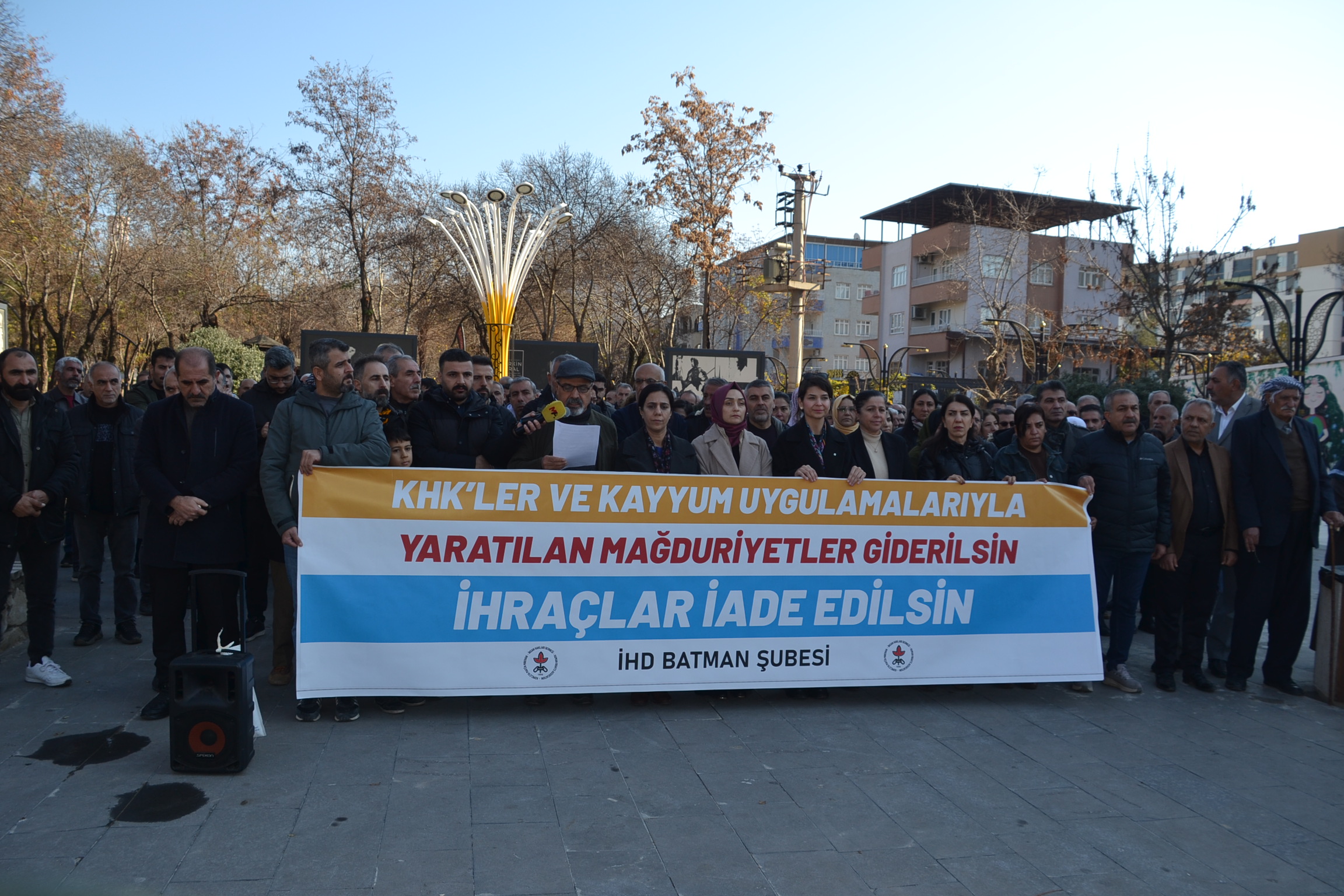 “KHK’lar toplumsal barışı tahrip ediyor”