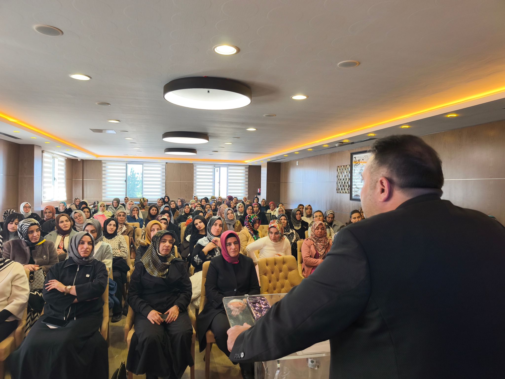 Kadın Komisyonu Batman’da buluştu