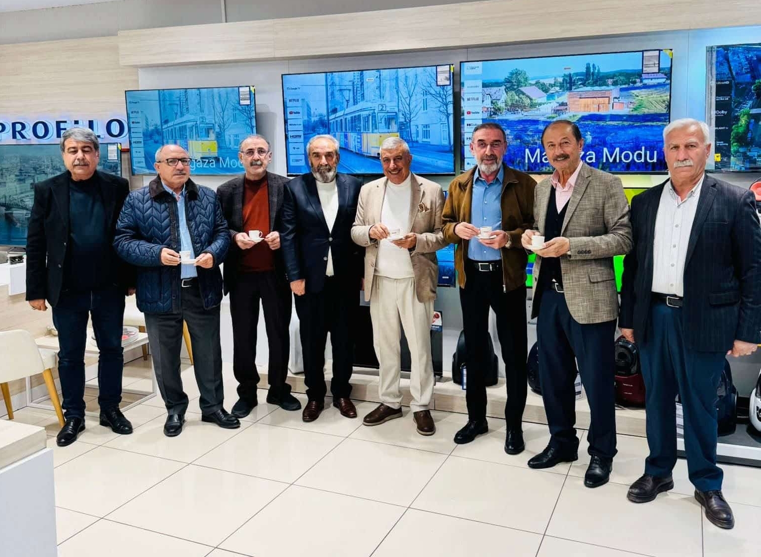 Özdemir’den Recebanlılara ziyaret