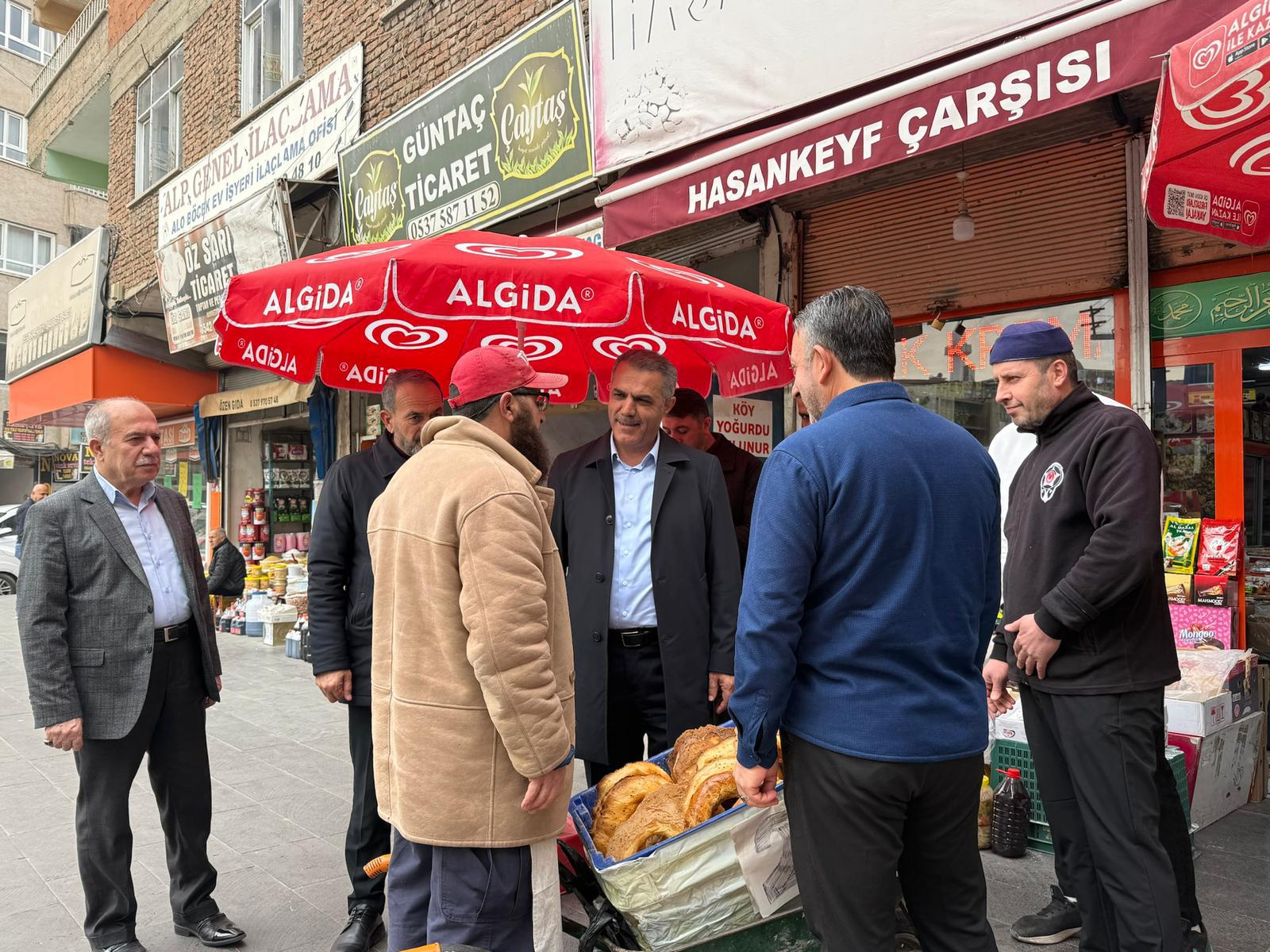 Sorun ve talepleri yerinde dinledi