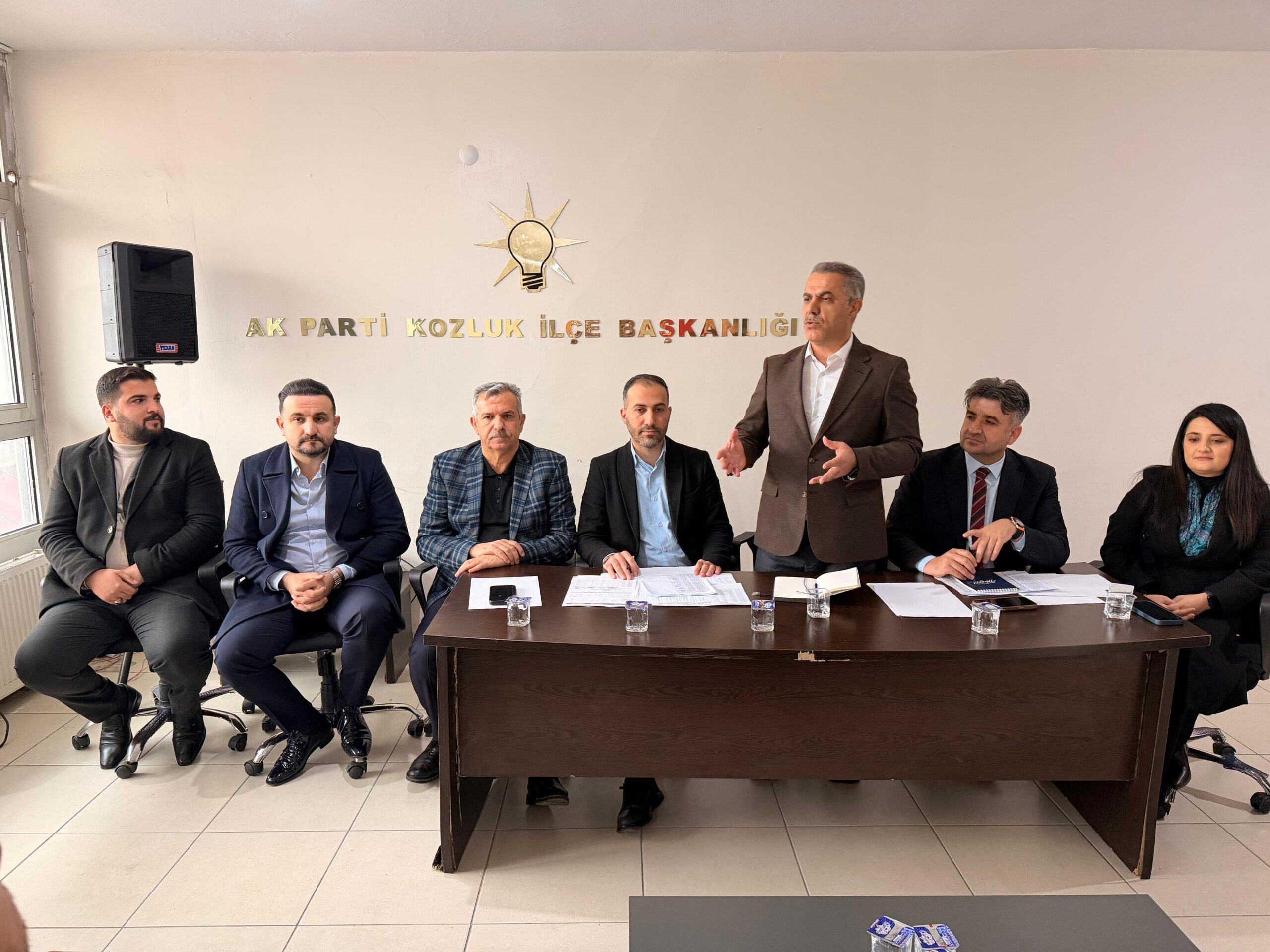 AK Parti’den ilçelere çıkarma