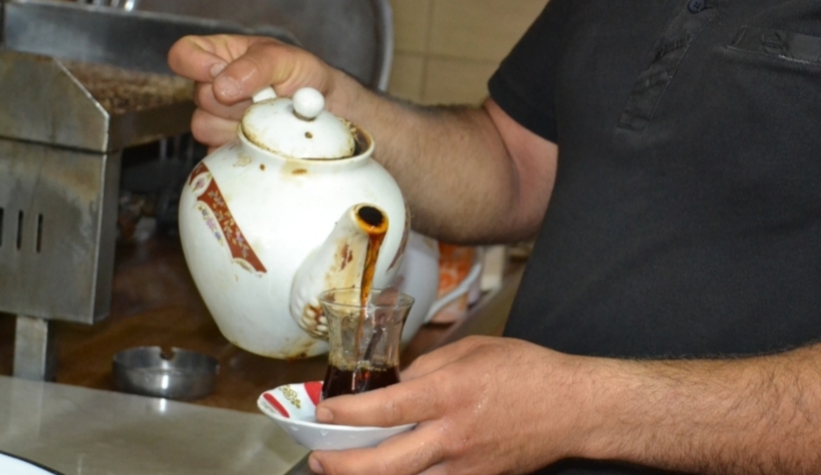 Çay zammı tepkilere neden oldu