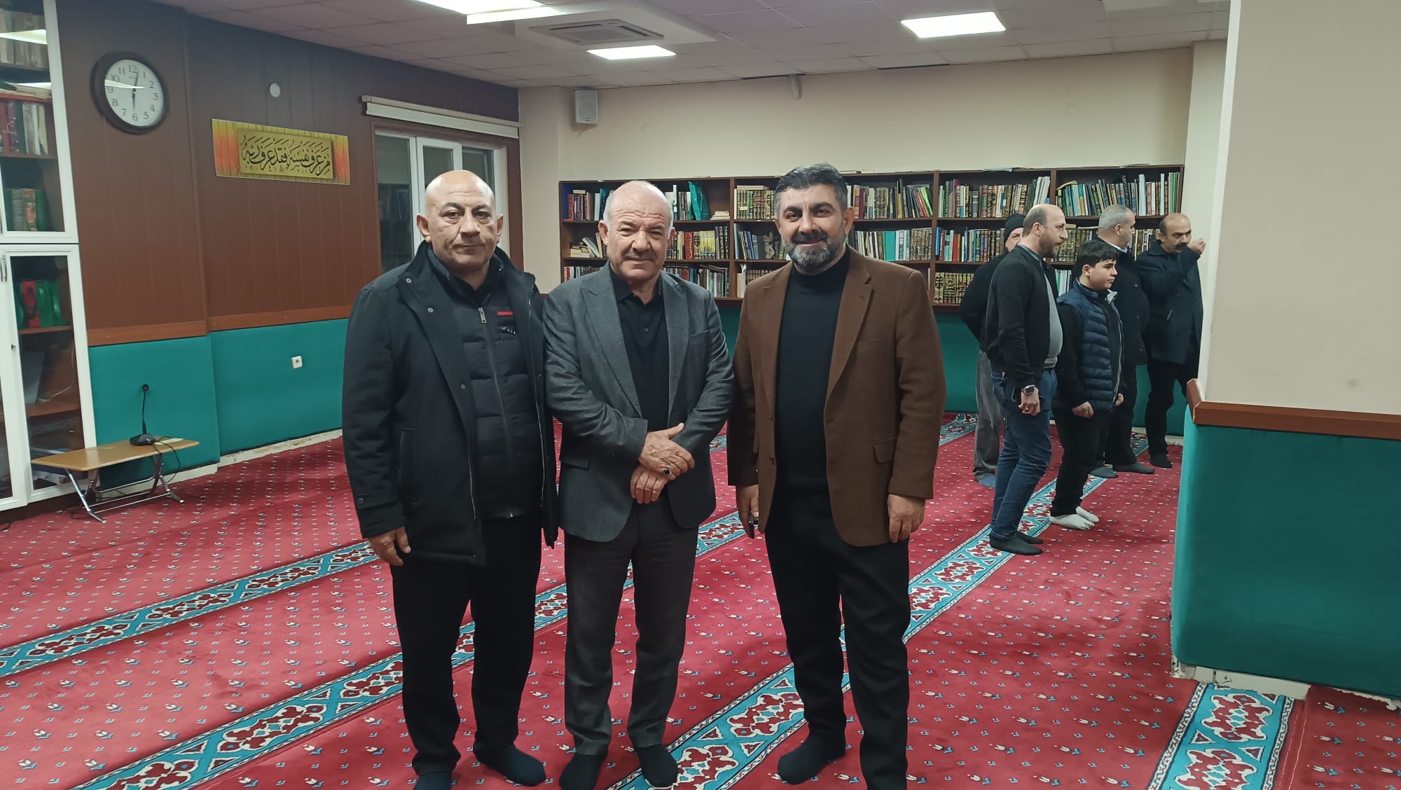 Dinç vefatının 8. yılında dualarla anıldı