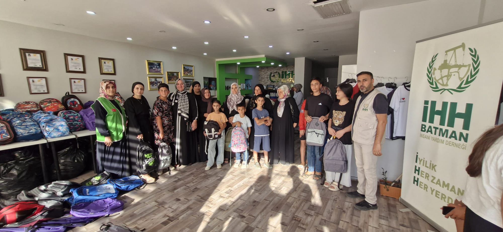 İHH’den 600 çocuğa sıcak dokunuş