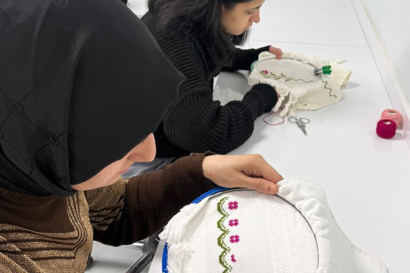 Kadınlara yönelik el sanatları kursu