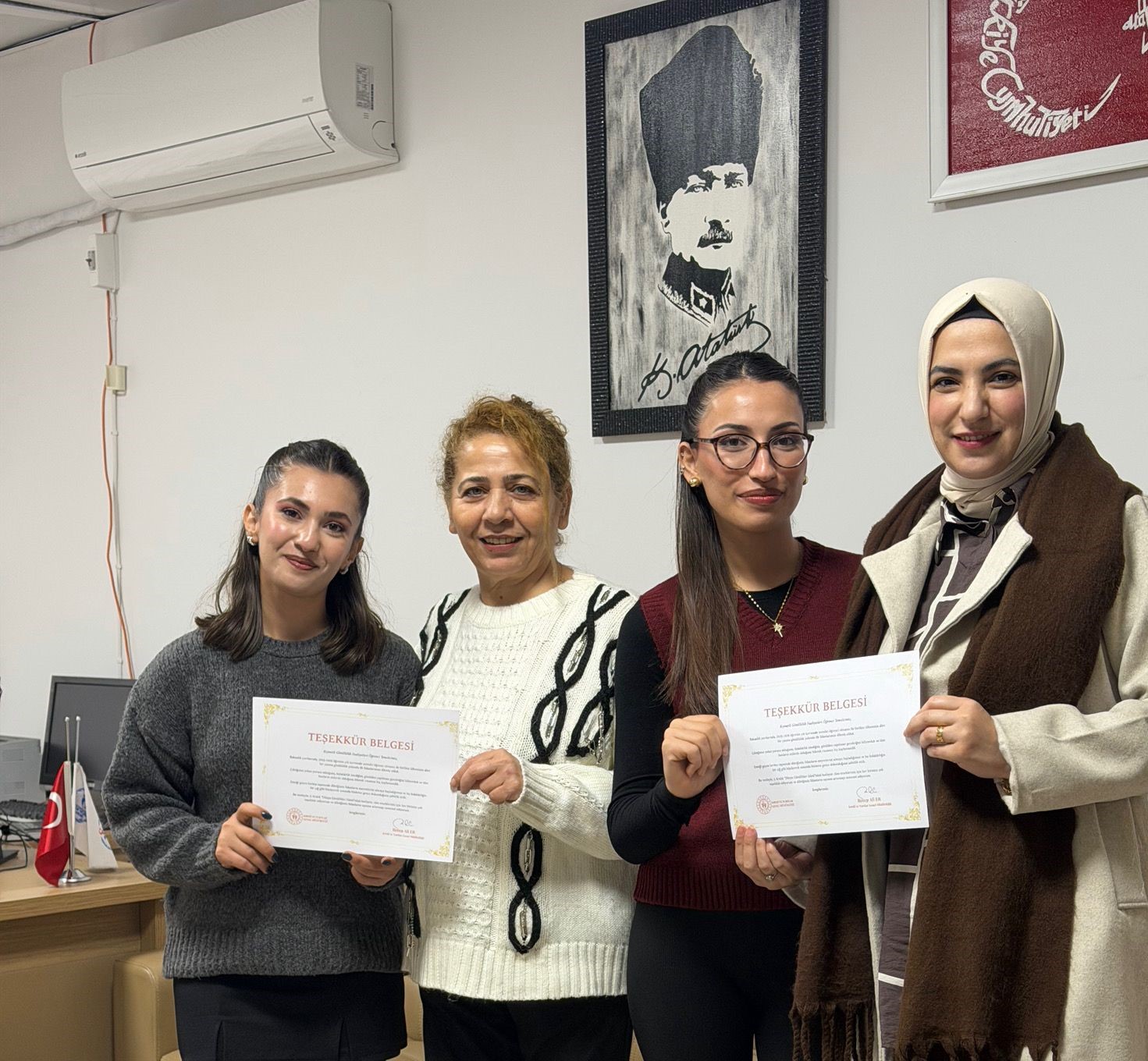 Öğrencilerin hikayeleri panolarda sergileniyor